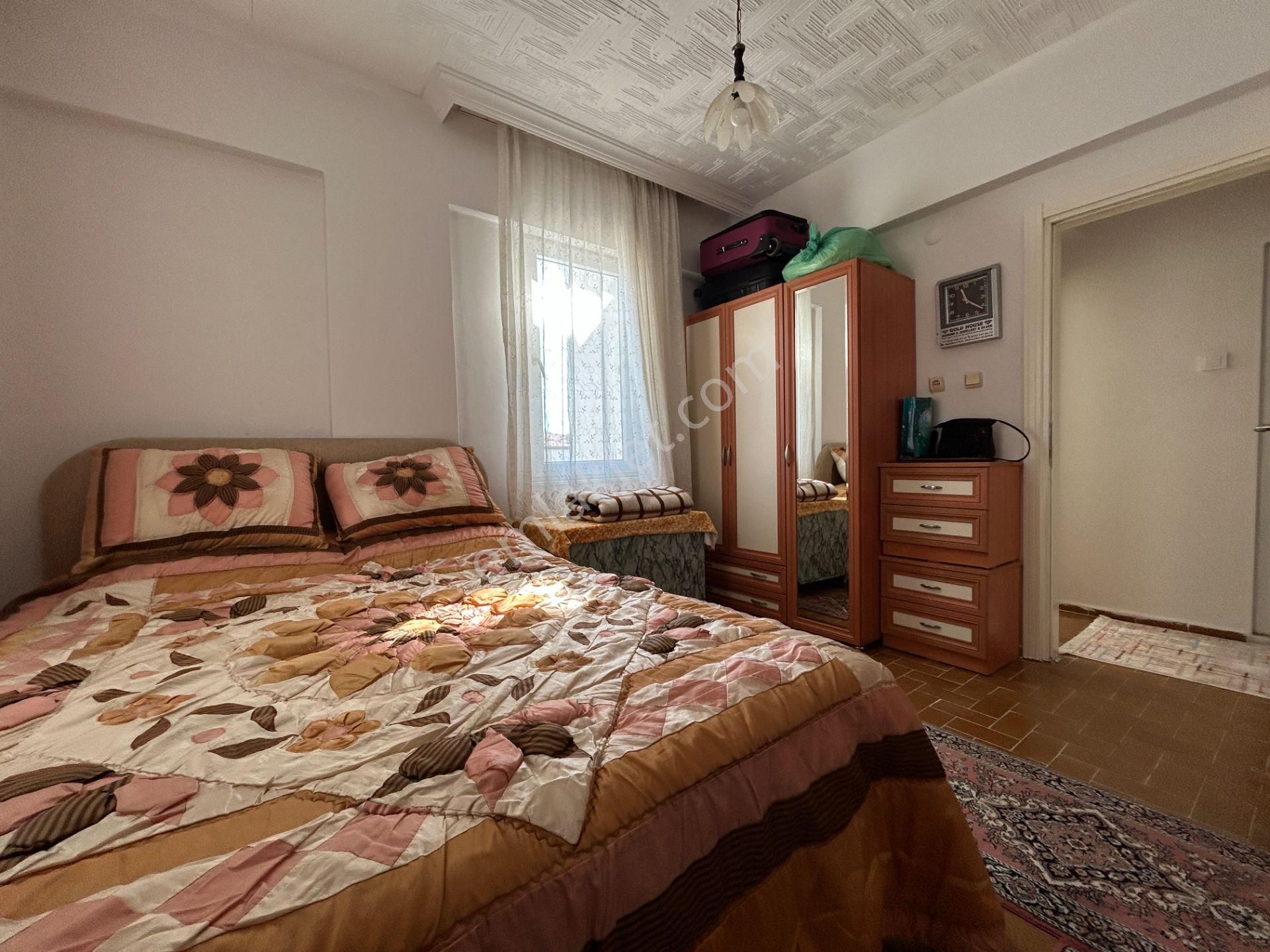 Alanya Konaklıda Denize Sıfır Sitede Satılık Manzaralı 2+1 Daire - Görsel 9