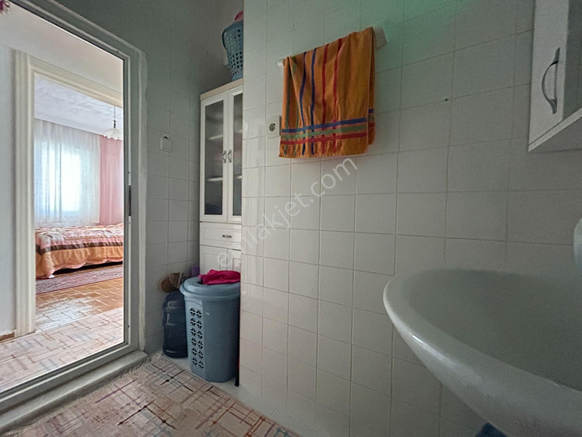 Alanya Konaklıda Denize Sıfır Sitede Satılık Manzaralı 2+1 Daire - Görsel 11