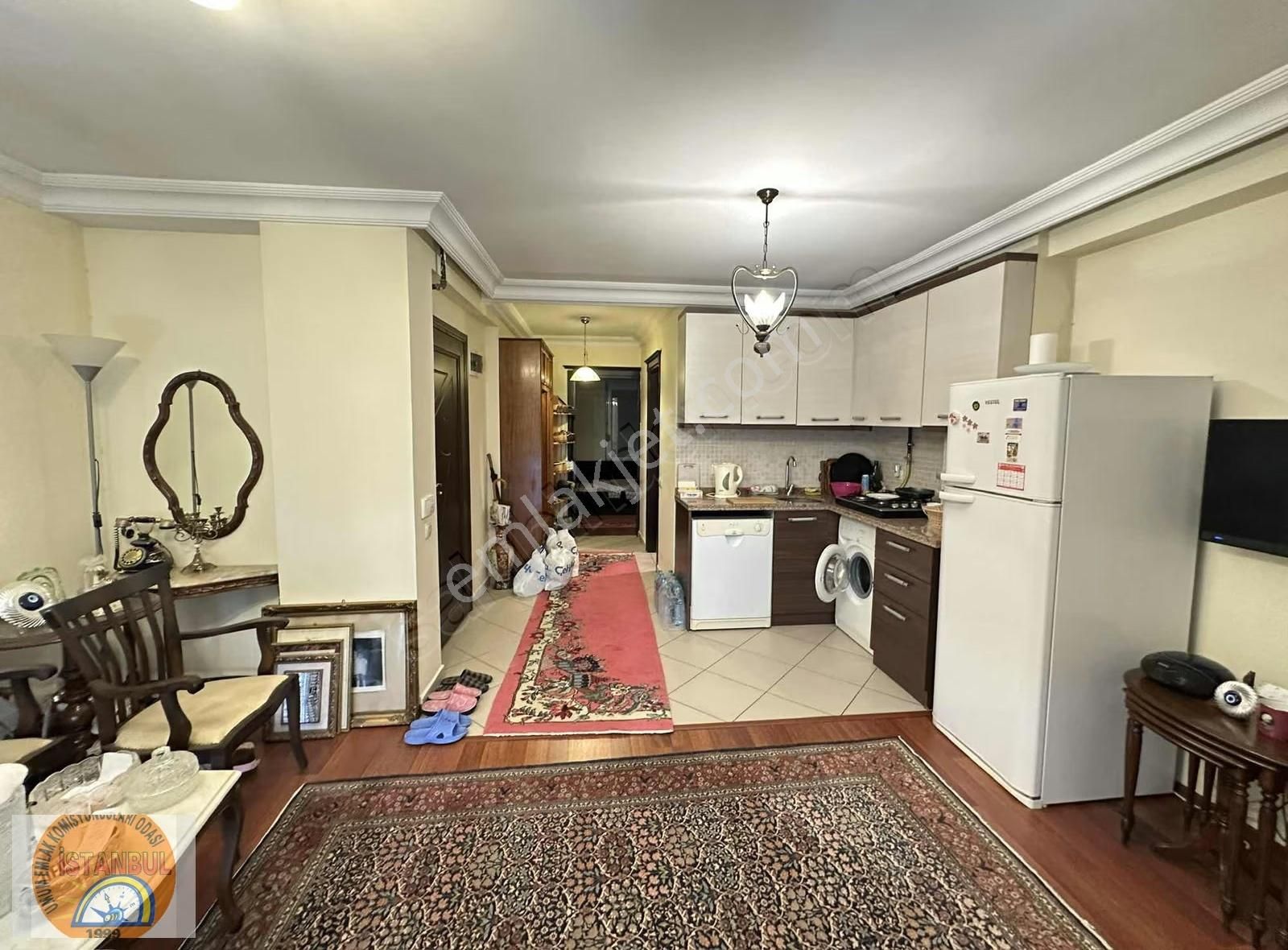 Bakırköy Merkezde Sahile Yakın Eşyalı Yeni Binada Kiralık 1+1 - Görsel 5