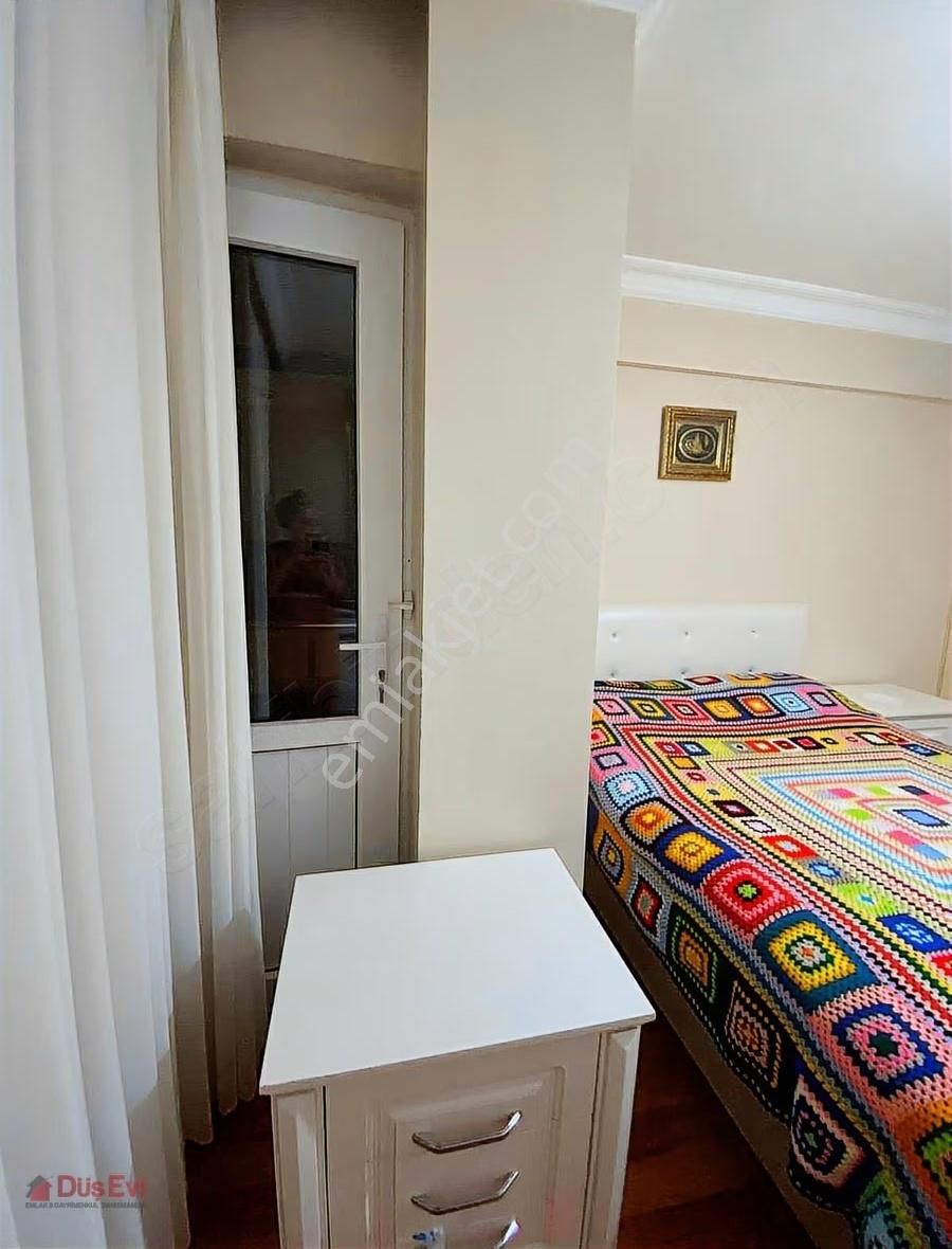 Bahçelievler Cumhuriyet Mah. 3+3 Kredili Ferah Bakımlı Dubleks - Görsel 8