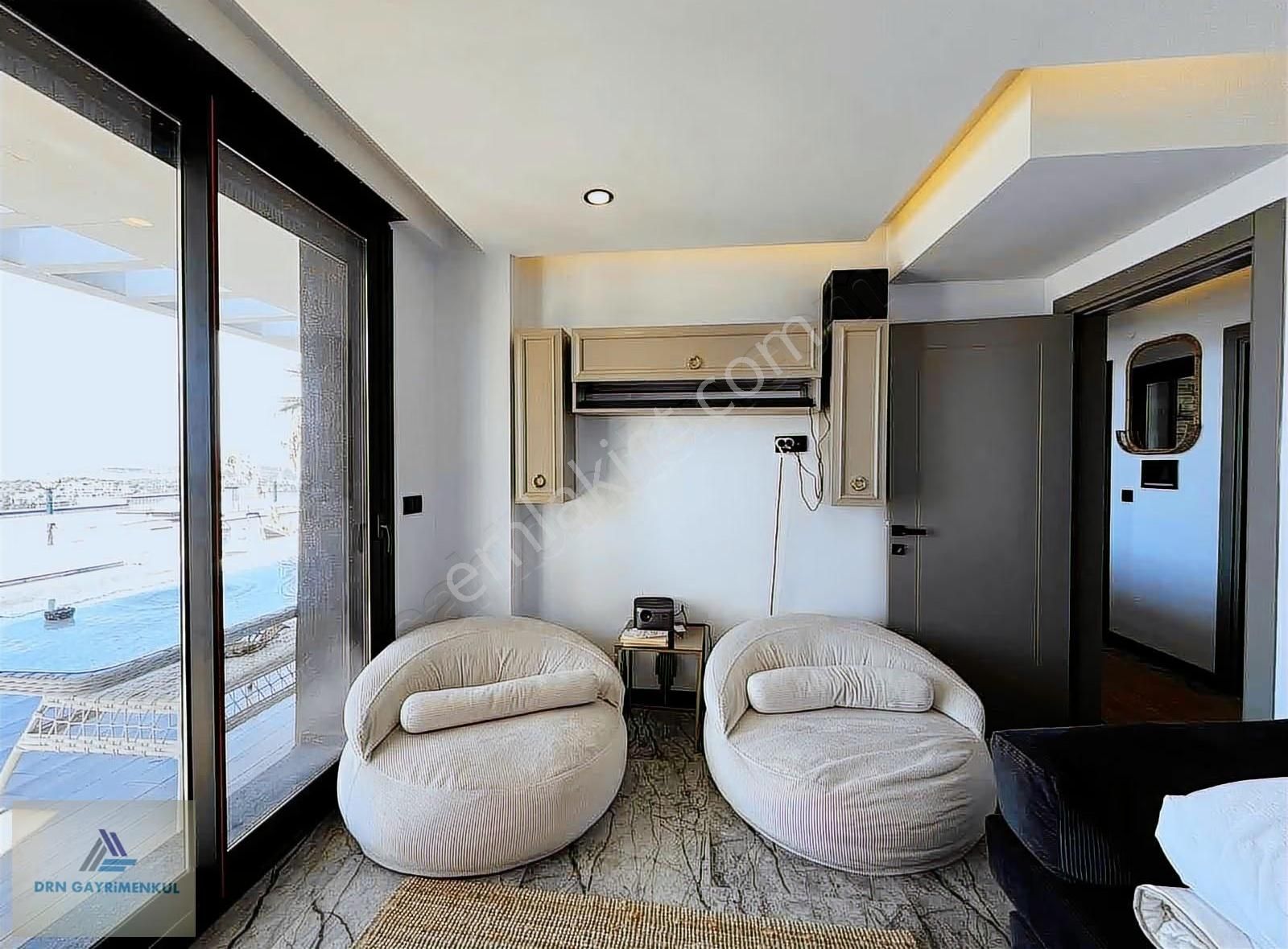 Kuşadası Karaova'da Deniz Manzaralı Boş Satılık 4+1 Villa - Görsel 21