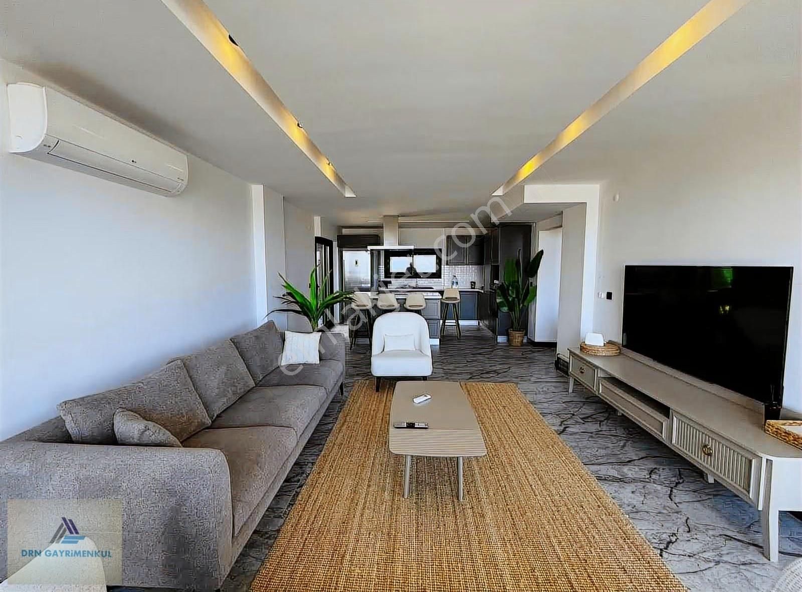 Kuşadası Karaova'da Deniz Manzaralı Boş Satılık 4+1 Villa - Görsel 13