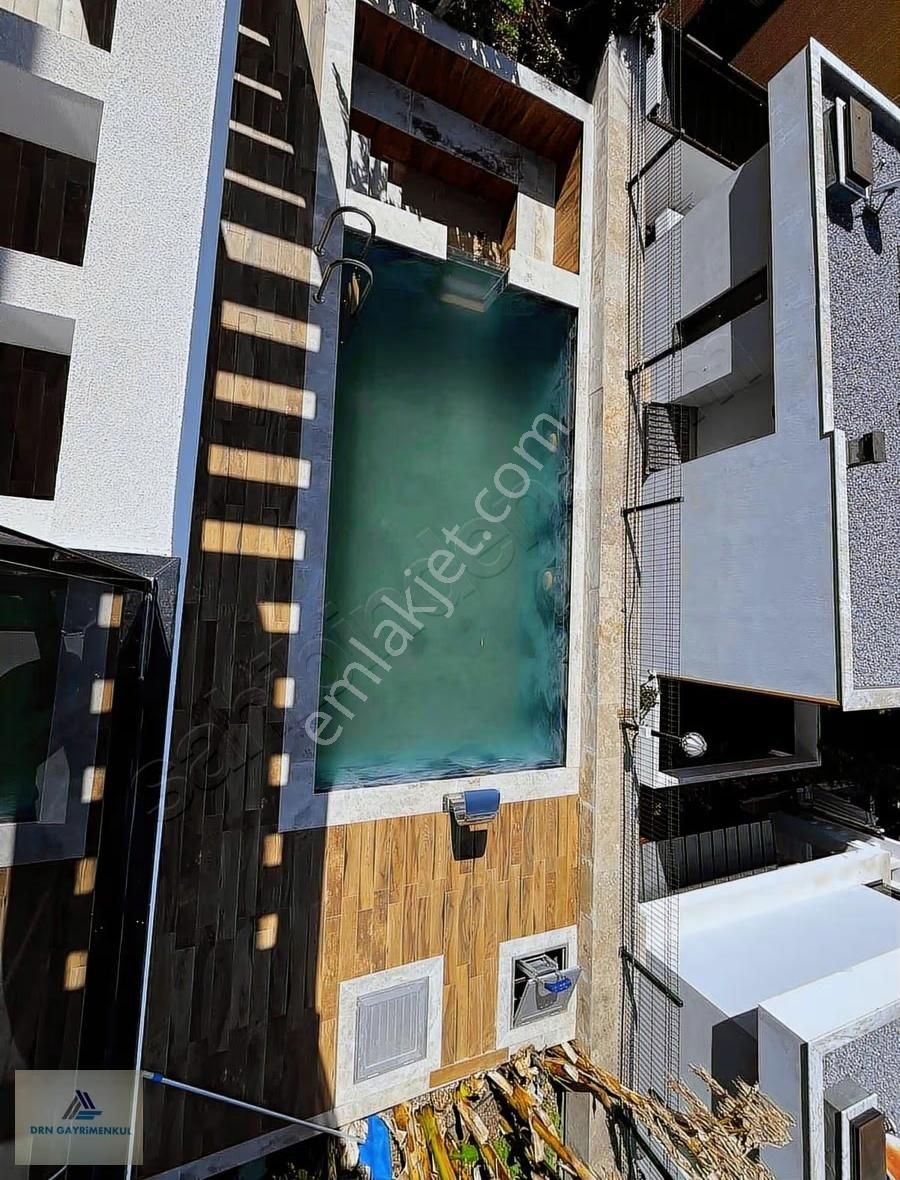 Kuşadası Karaova'da Deniz Manzaralı Boş Satılık 4+1 Villa - Görsel 34