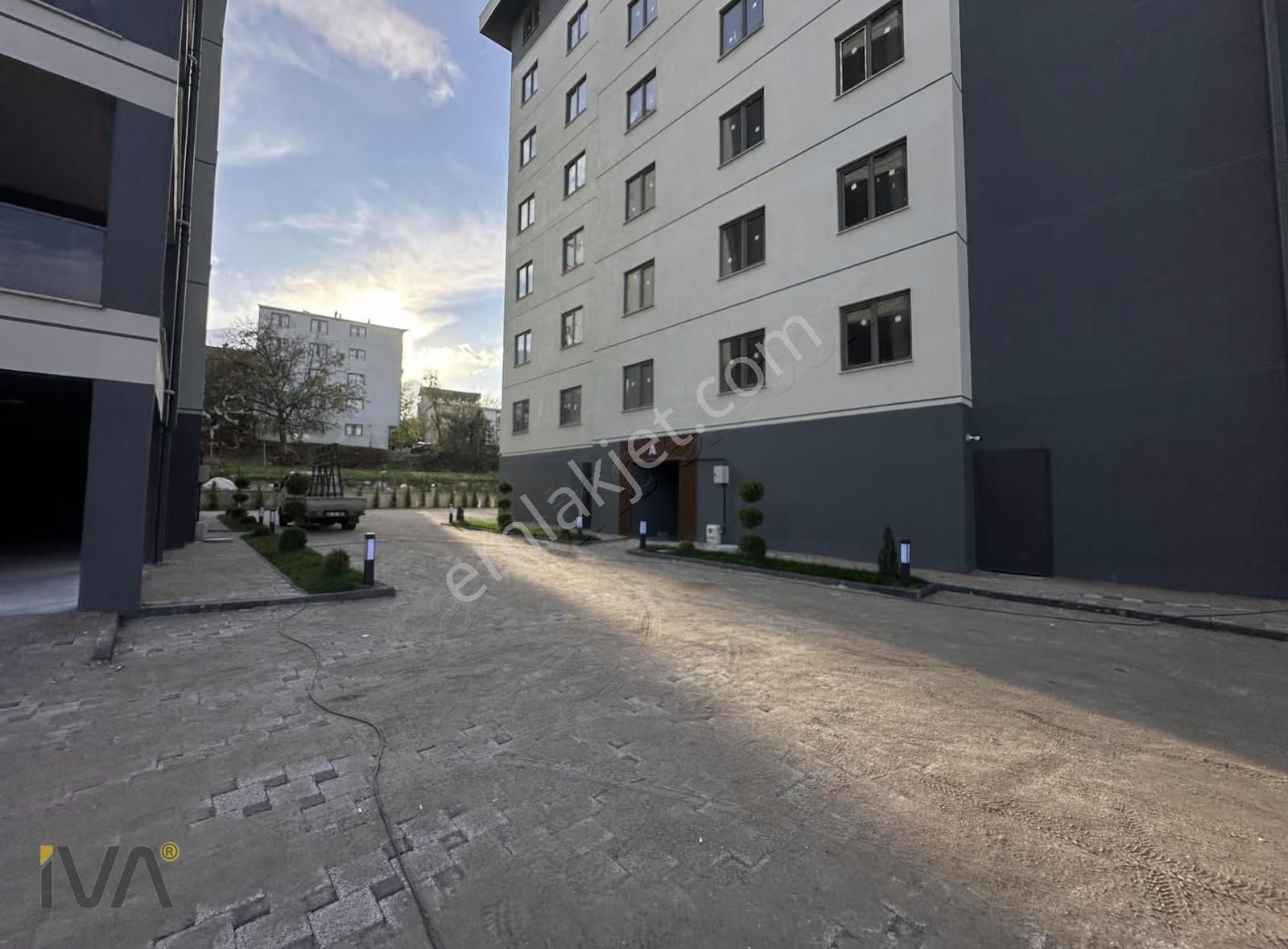 İva'dan Yeni Yerleşim Bölgesinde Çok Geniş Ve Ferah Lüks Daire - Görsel 8