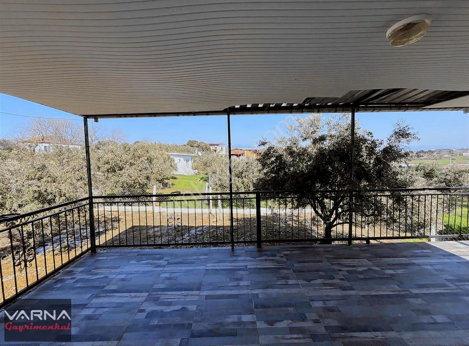 Menderes Oğlananası Satılık Köy İçi 217 M2 Bahçeli Ev - Görsel 29