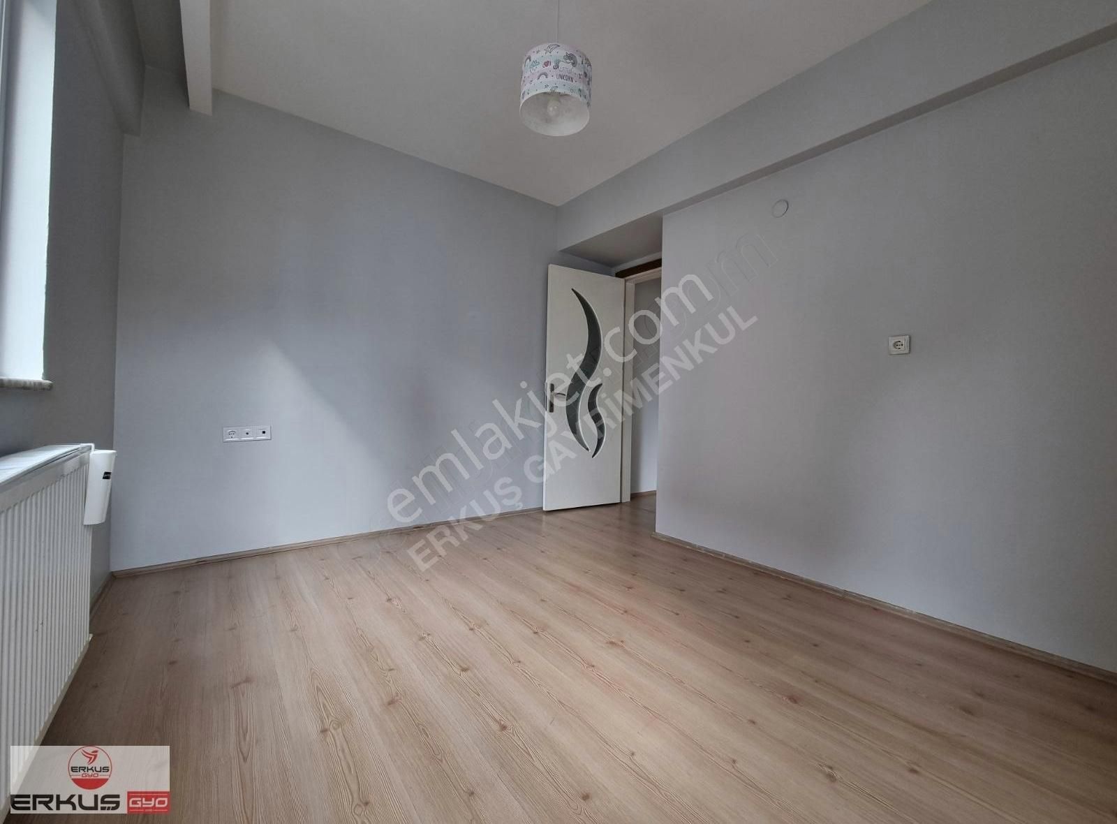 Erkuş Tan Selçukbeyde Mükemmel Konumda 4+1 Kiralık Daire - Görsel 4