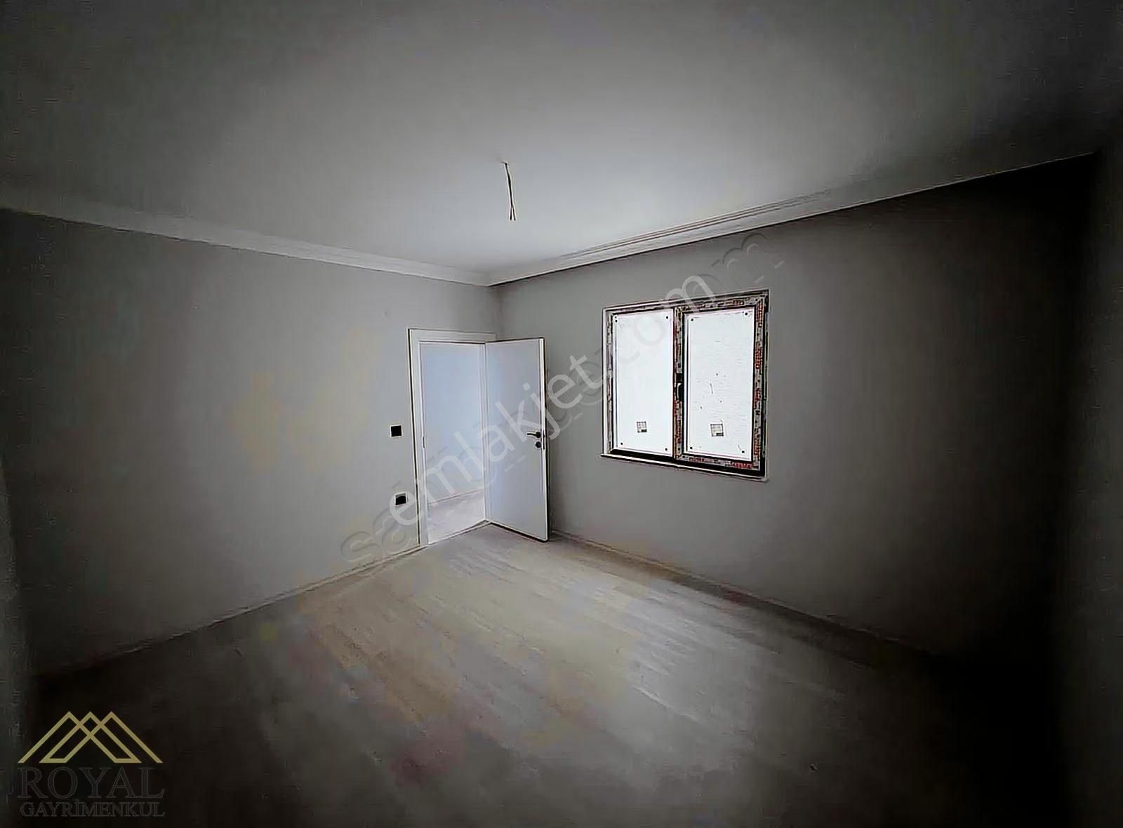 Kaşüstü Merkezde Satılık Daire - Görsel 4