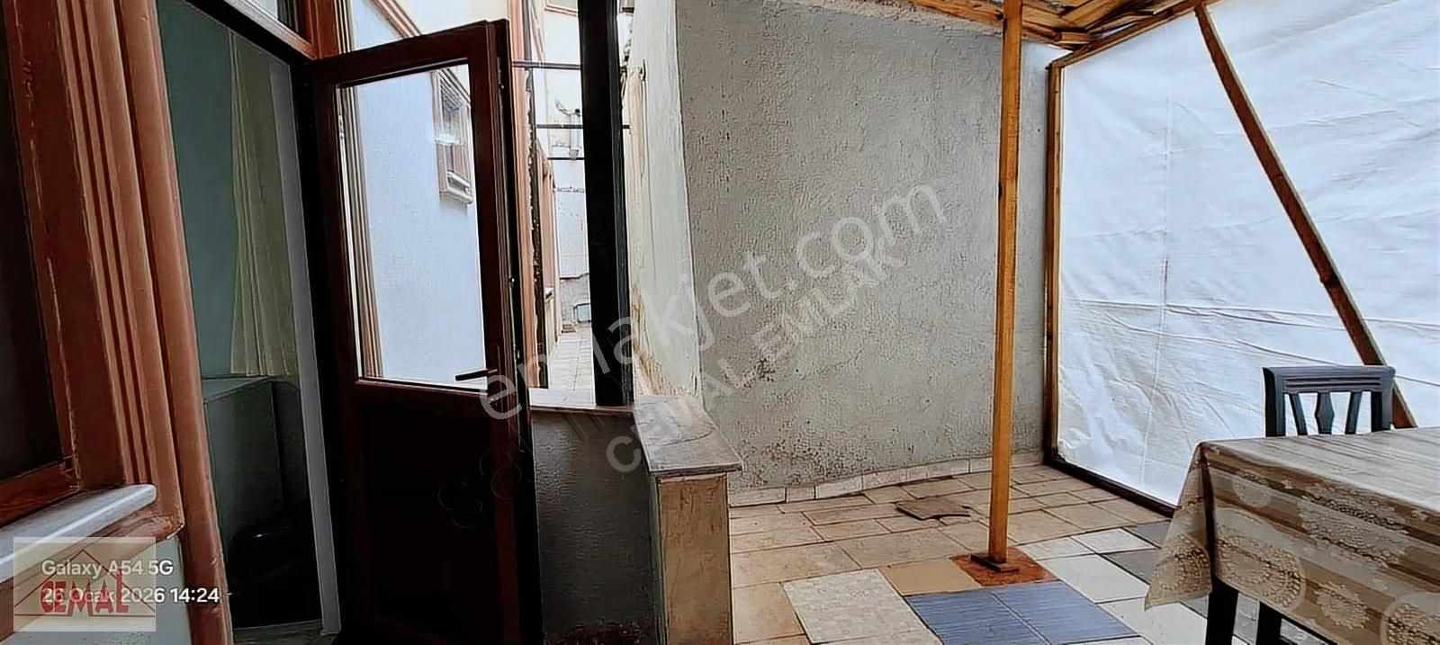 Cemal Emlak Muradiye Giriş Kat Masrafsız Bakımlı Bahçeli Ekonomi - Görsel 3