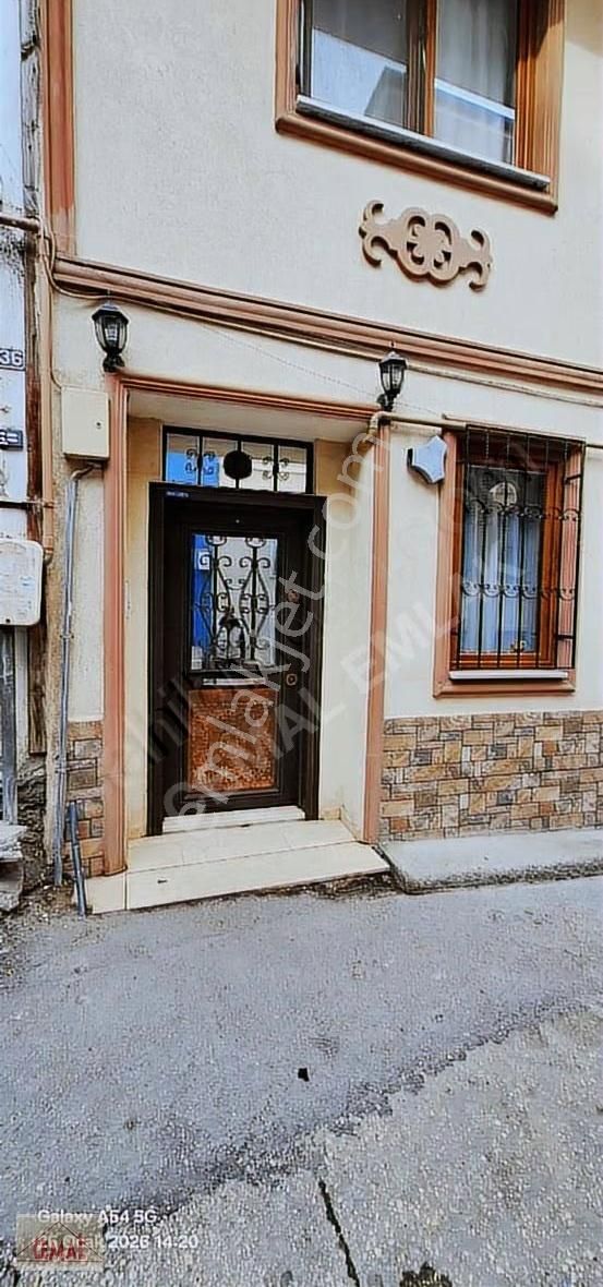 Cemal Emlak Muradiye Giriş Kat Masrafsız Bakımlı Bahçeli Ekonomi - Görsel 29