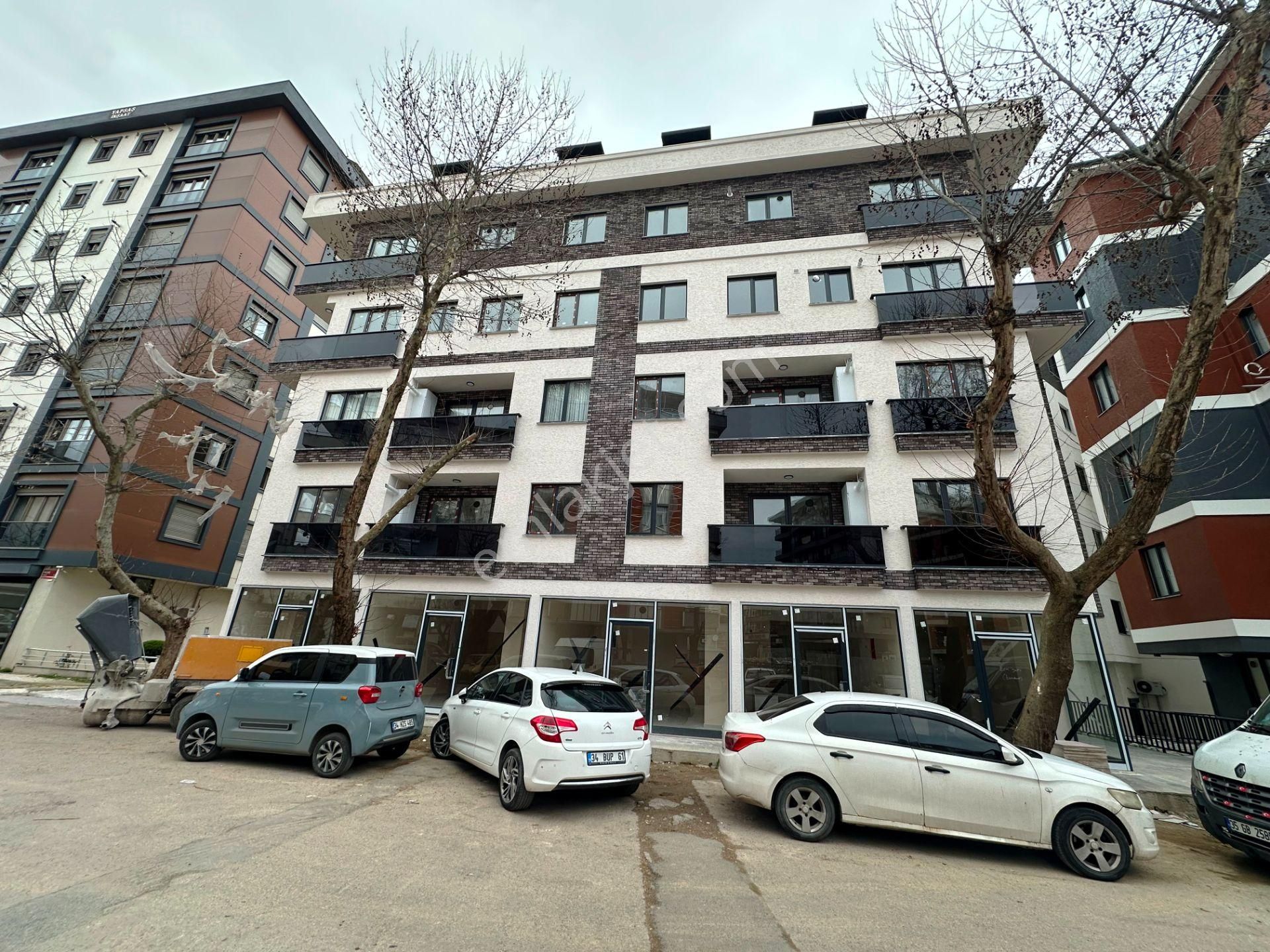 Dragos Orhantepe Sıfır Kapalı Otoparklı 190m2 Dublex Kiralık 4+2 - Görsel 34