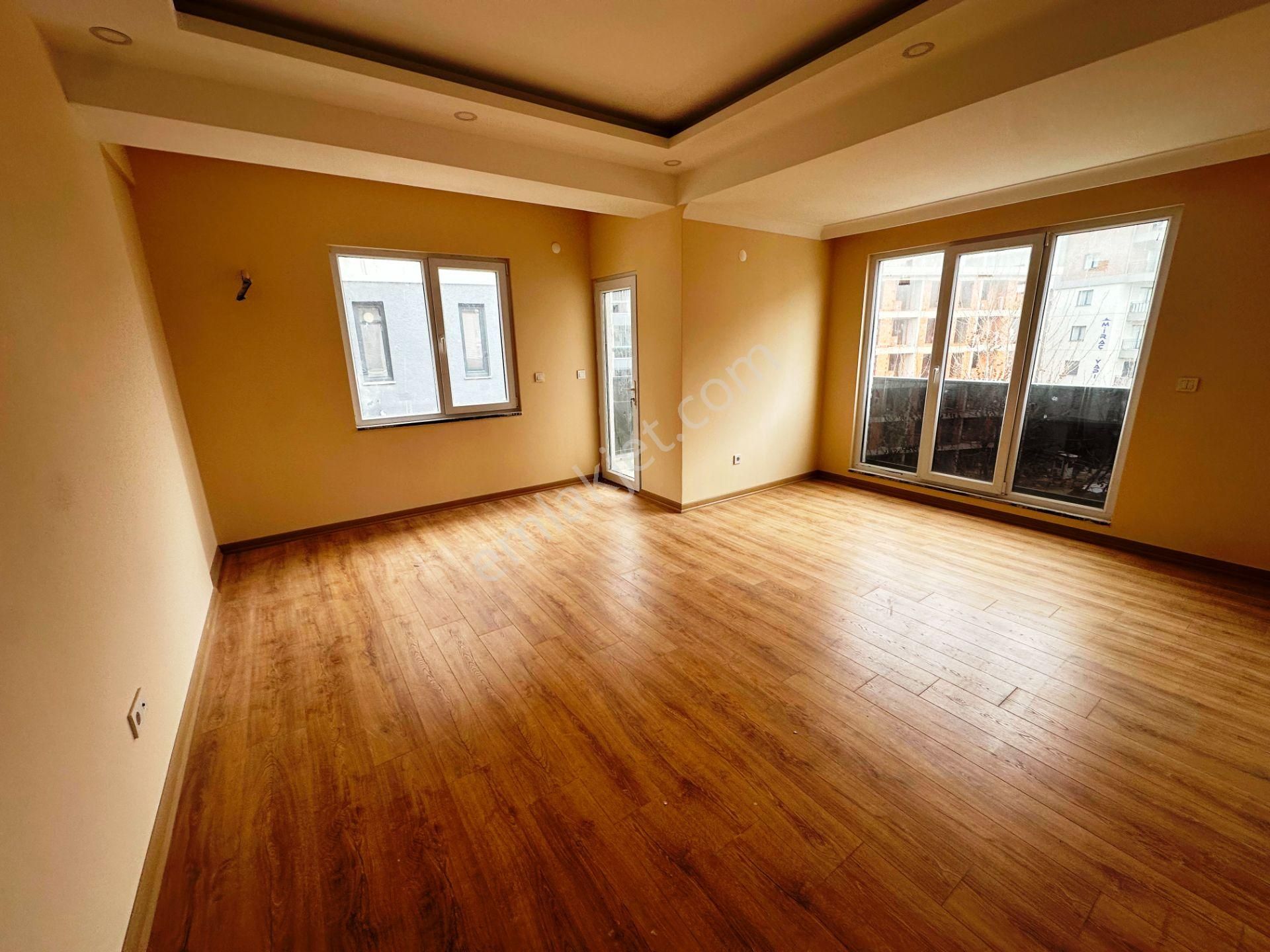 Dragos Orhantepe Sıfır Kapalı Otoparklı 190m2 Dublex Kiralık 4+2 - Görsel 2