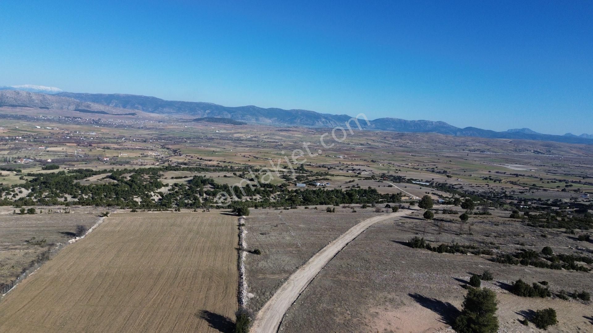 Korkuteli Yeltende 705 M2 Uygun Fiyata Kaçırılmaz Fırsat Tarlaa - Görsel 3