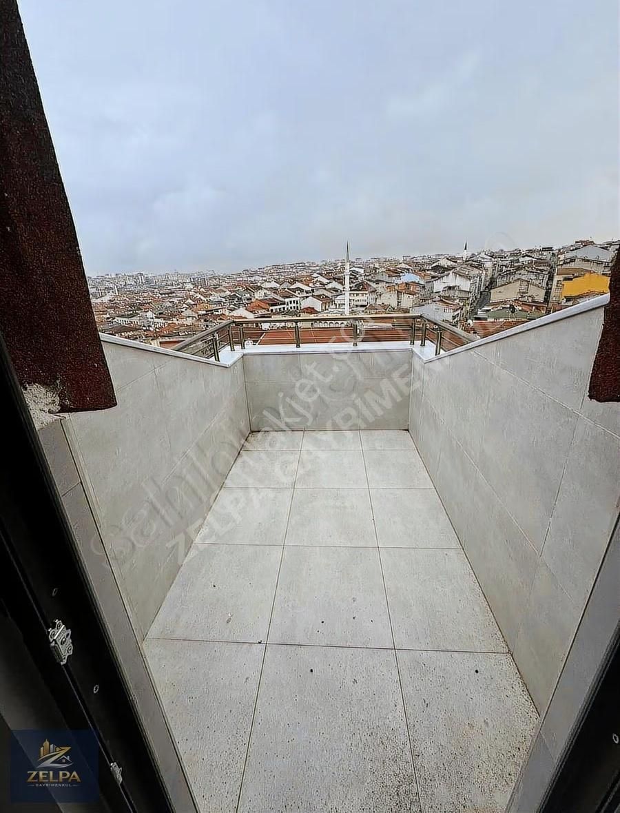 Şemsipaşa Mahalesinde 3+2 Sıfır Satılık Lüks Dubleks - Görsel 17