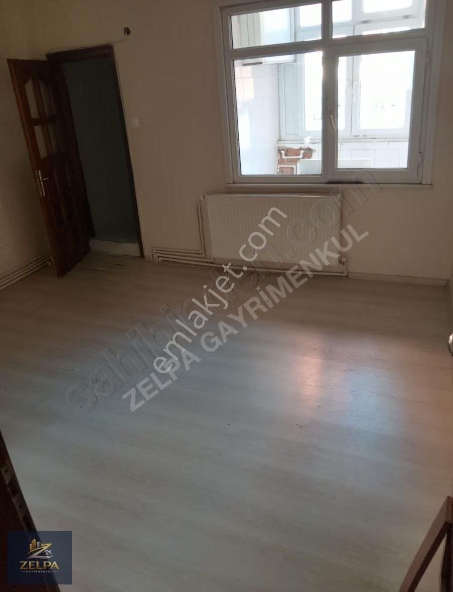 Bağcılar Kemal Paşada 2+1 Köşe Başı Daire Ebeveyn Banyo - Görsel 3