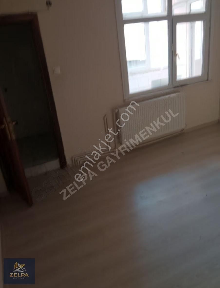 Bağcılar Kemal Paşada 2+1 Köşe Başı Daire Ebeveyn Banyo - Görsel 5