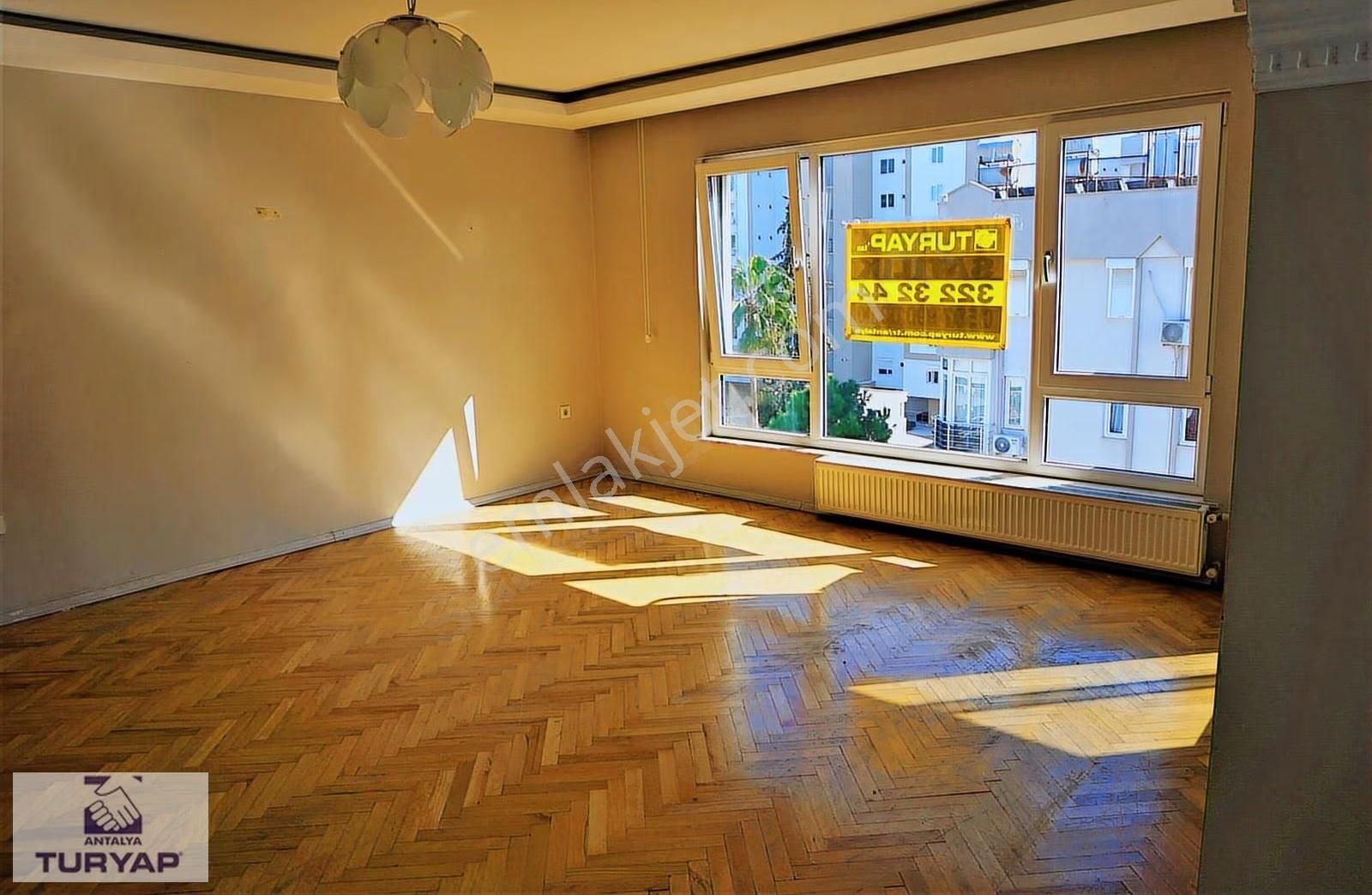 Lara Yeşilbahçe Boş Kiralık 4+2 Doğalgazlı Dubleks Daire - Görsel 19