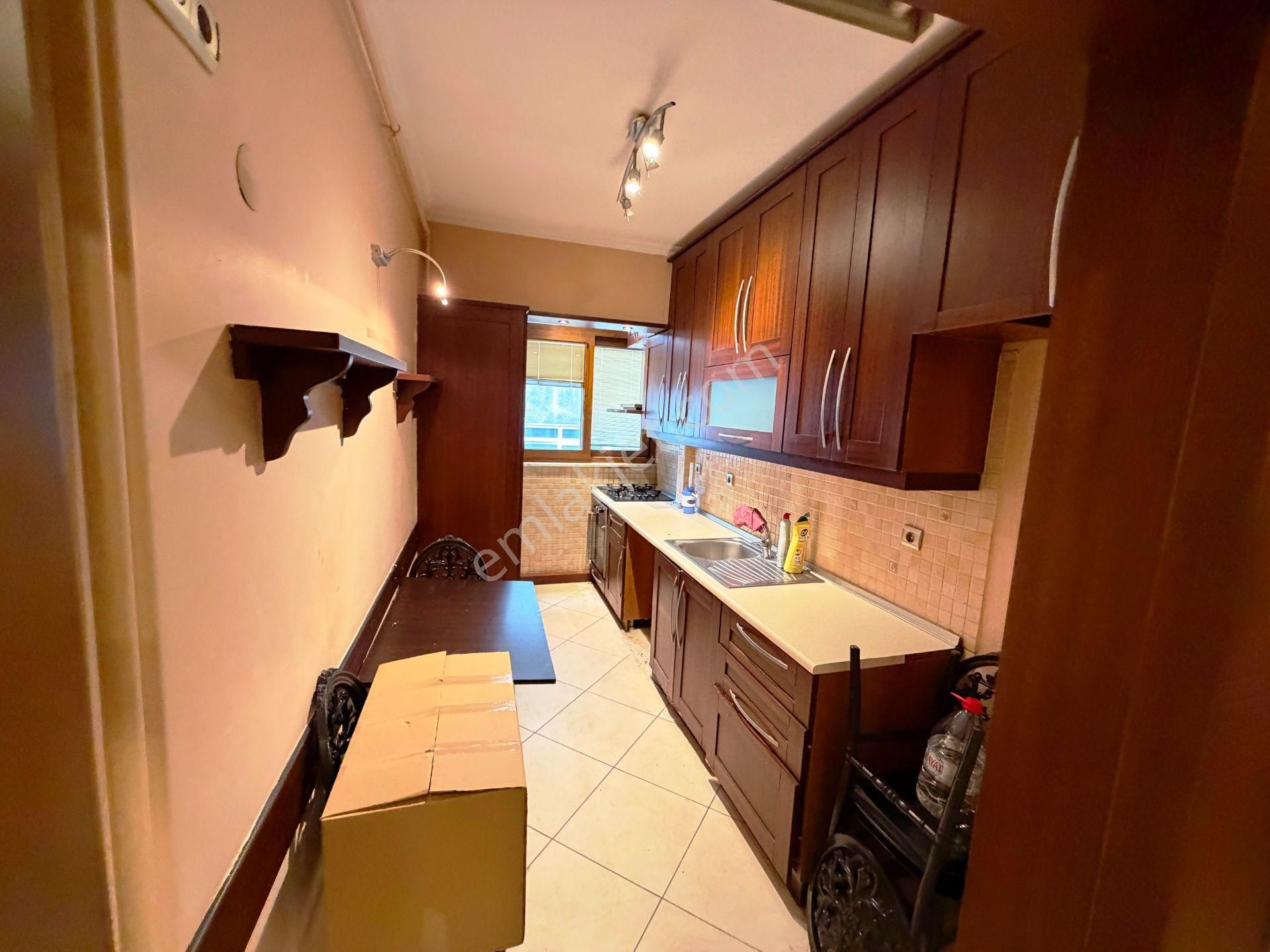 Şair Arşi Caddesi'nde 2.kat Balkonlu Otoparklı 120m2 Kiralık 3+1 - Görsel 19