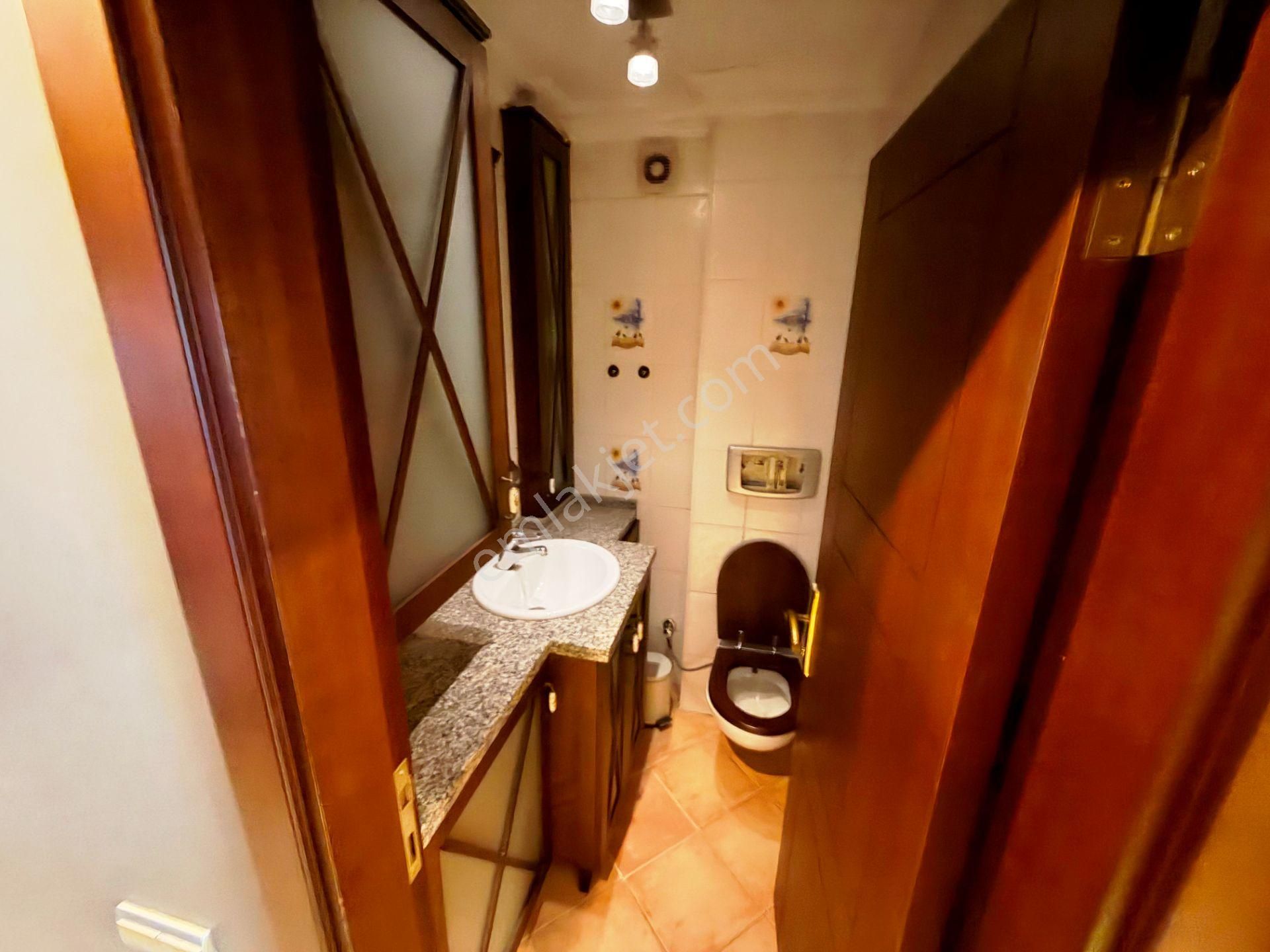 Şair Arşi Caddesi'nde 2.kat Balkonlu Otoparklı 120m2 Kiralık 3+1 - Görsel 24