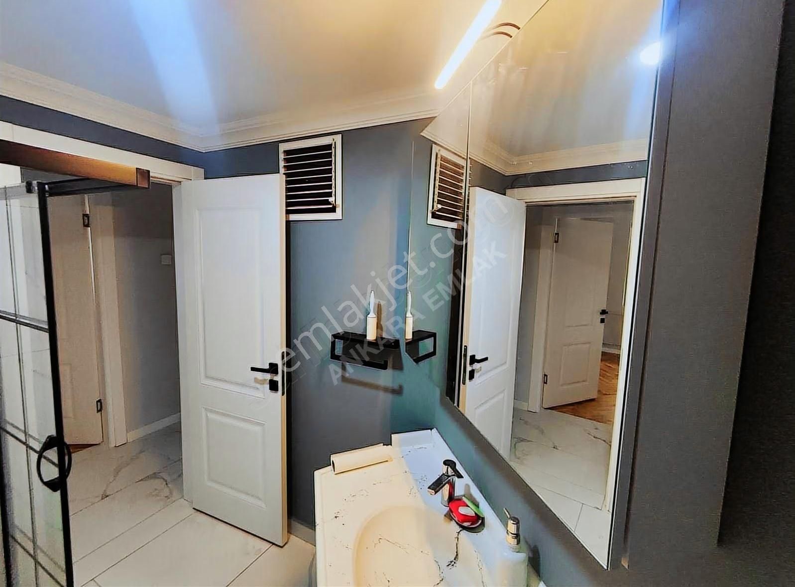 Ankara Emlak'tan Esat'ta 2+1 Full Yapılı Geniş Satılık Daire - Görsel 27