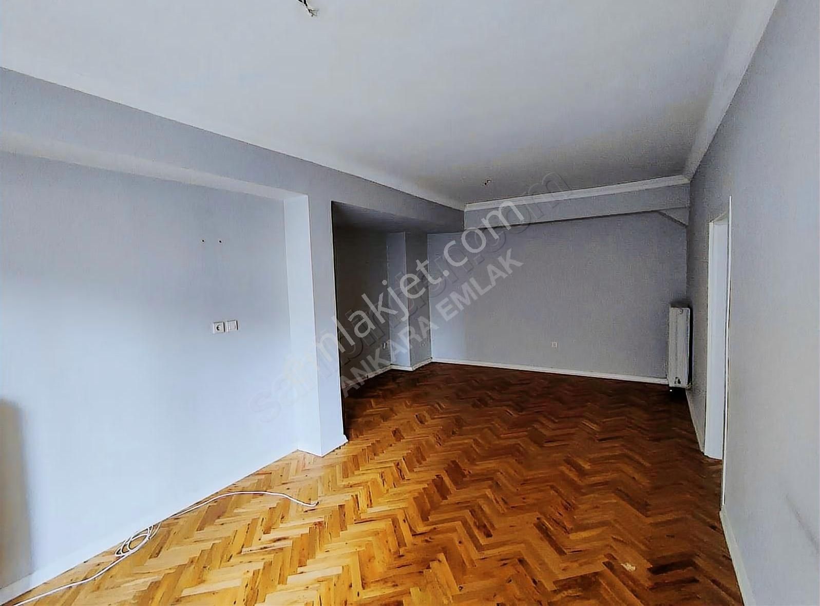 Ankara Emlak'tan Esat'ta 2+1 Full Yapılı Geniş Satılık Daire - Görsel 5