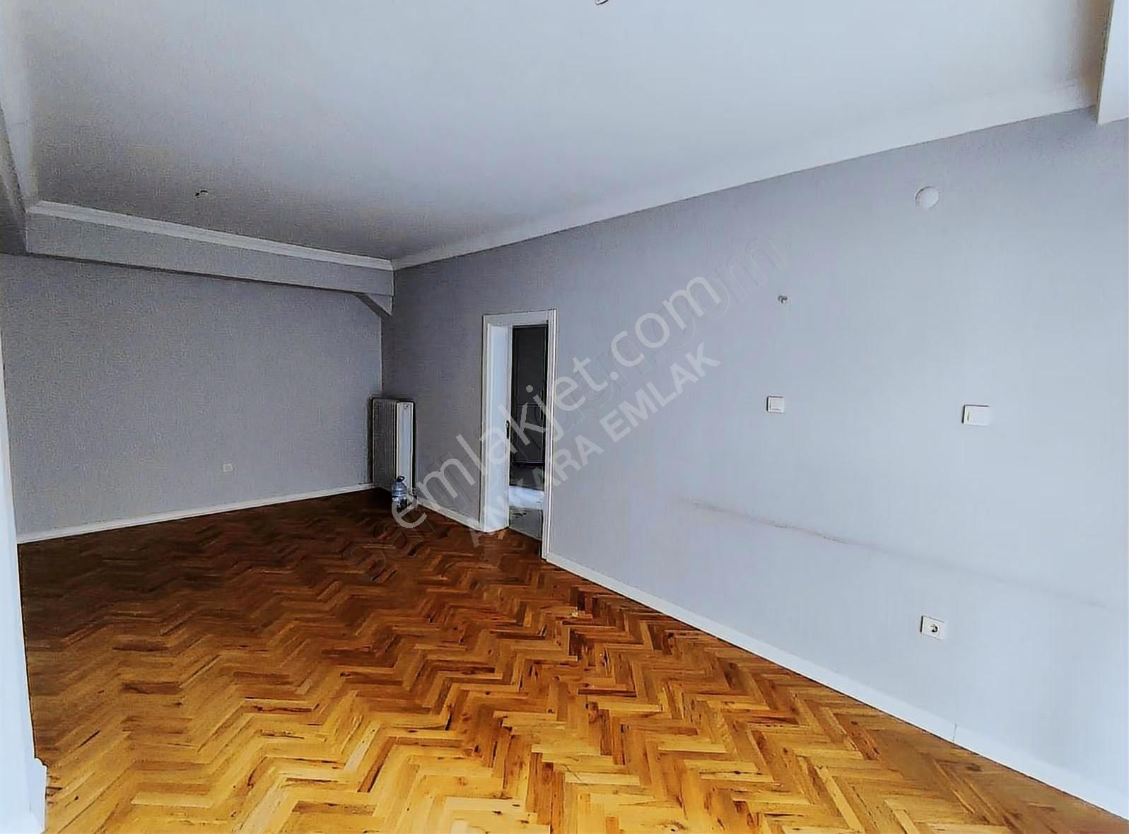 Ankara Emlak'tan Esat'ta 2+1 Full Yapılı Geniş Satılık Daire - Görsel 13