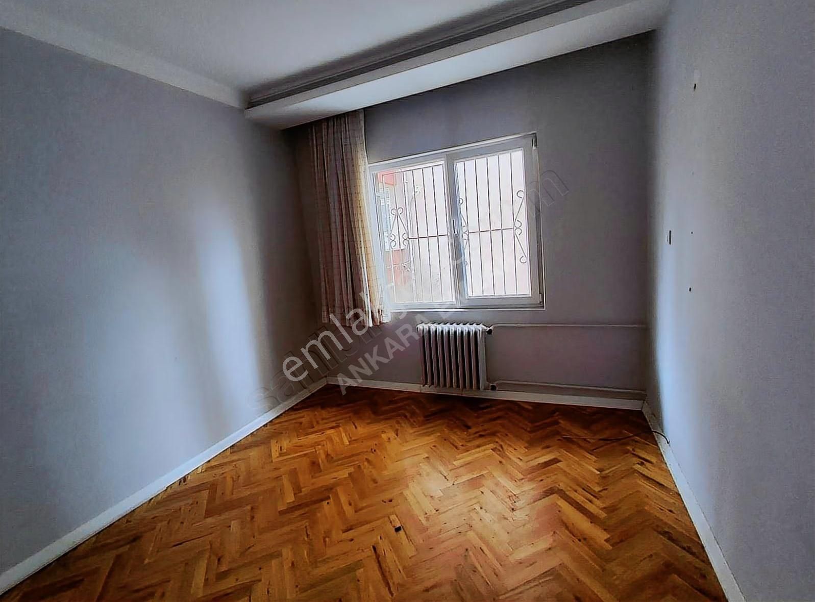 Ankara Emlak'tan Esat'ta 2+1 Full Yapılı Geniş Satılık Daire - Görsel 33