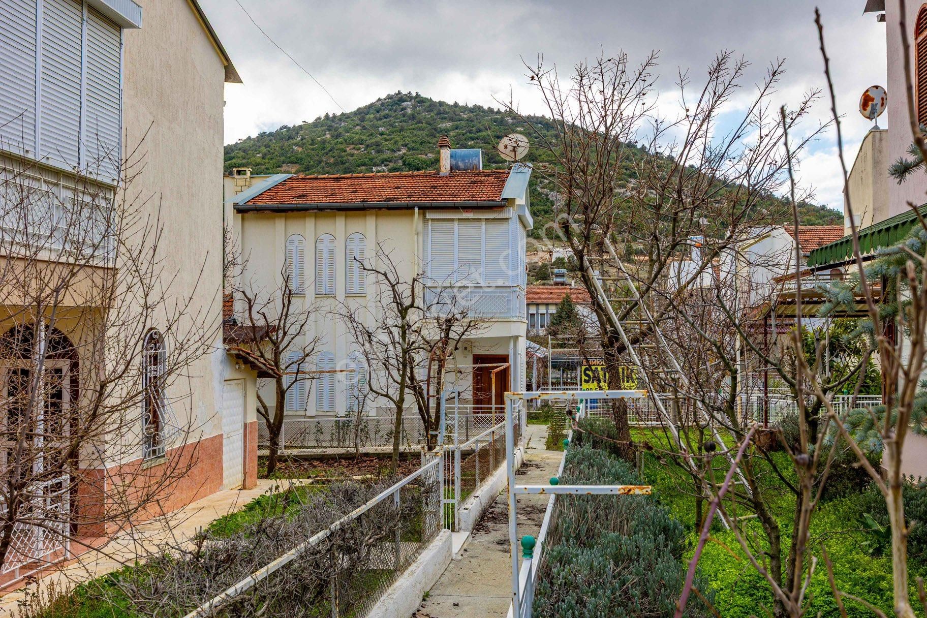 Antalya Korkuteli’nde Doğayla İç İçe Satılık Müstakil Villa - Görsel 21