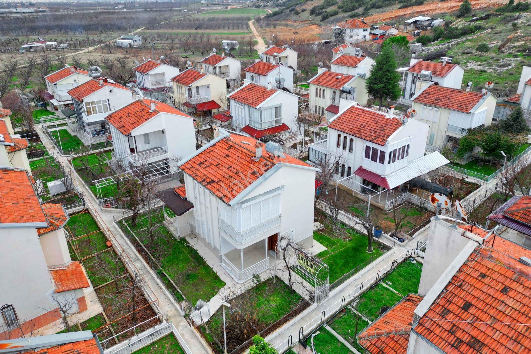 Antalya Korkuteli’nde Doğayla İç İçe Satılık Müstakil Villa - Görsel 26