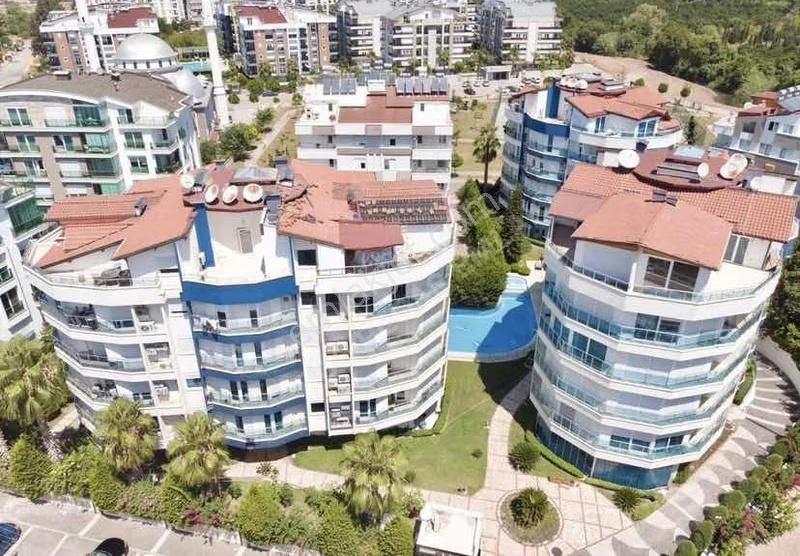 Liman Turkuazta Satılık 1+1 Daire 1. Kat, Eşyalı