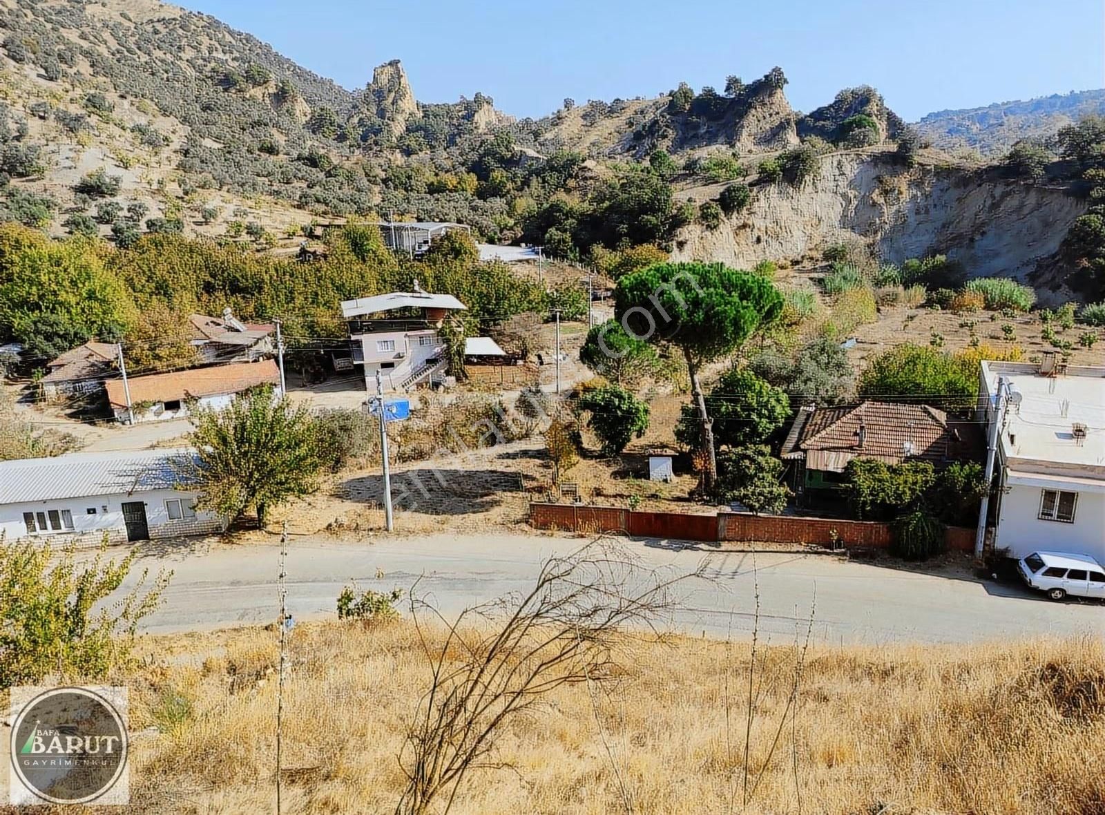 İncirliova Eğrek Çay Mahallesi Ana Yola Sıfır İmarlı Bahçe