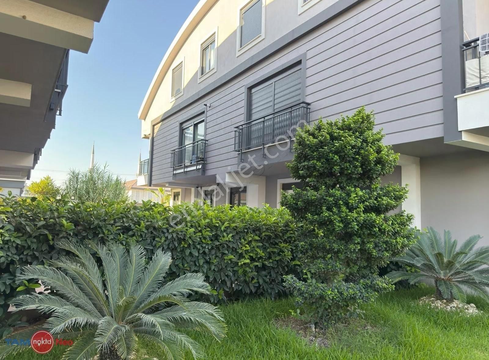 Güzeloba'da Satılık Sıfır 2+1 Daire 80 M2