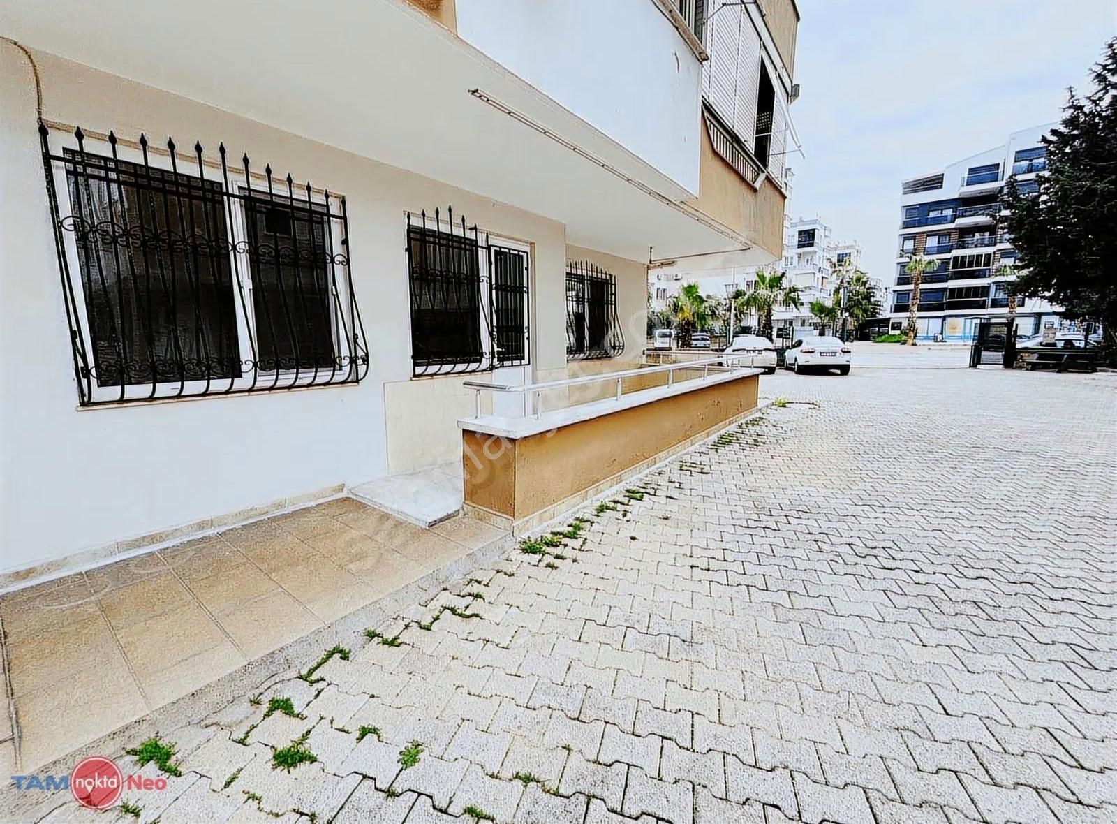 Meydankavağı Mah 12.cad Adım Mesafede Satılık 2+1 Geniş Daire - Görsel 12