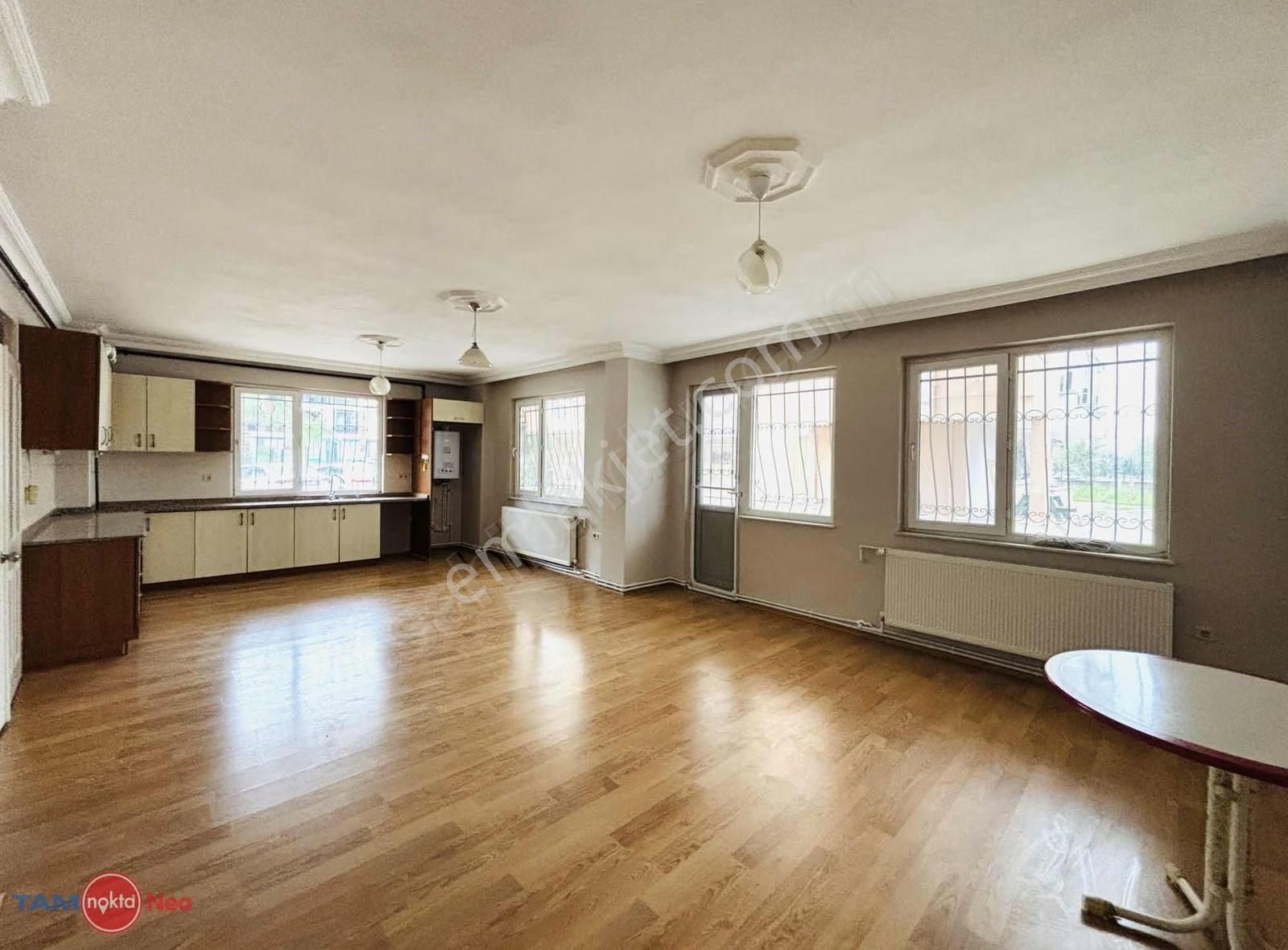 Meydankavağı Mah 12.cad Adım Mesafede Satılık 2+1 Geniş Daire - Görsel 6