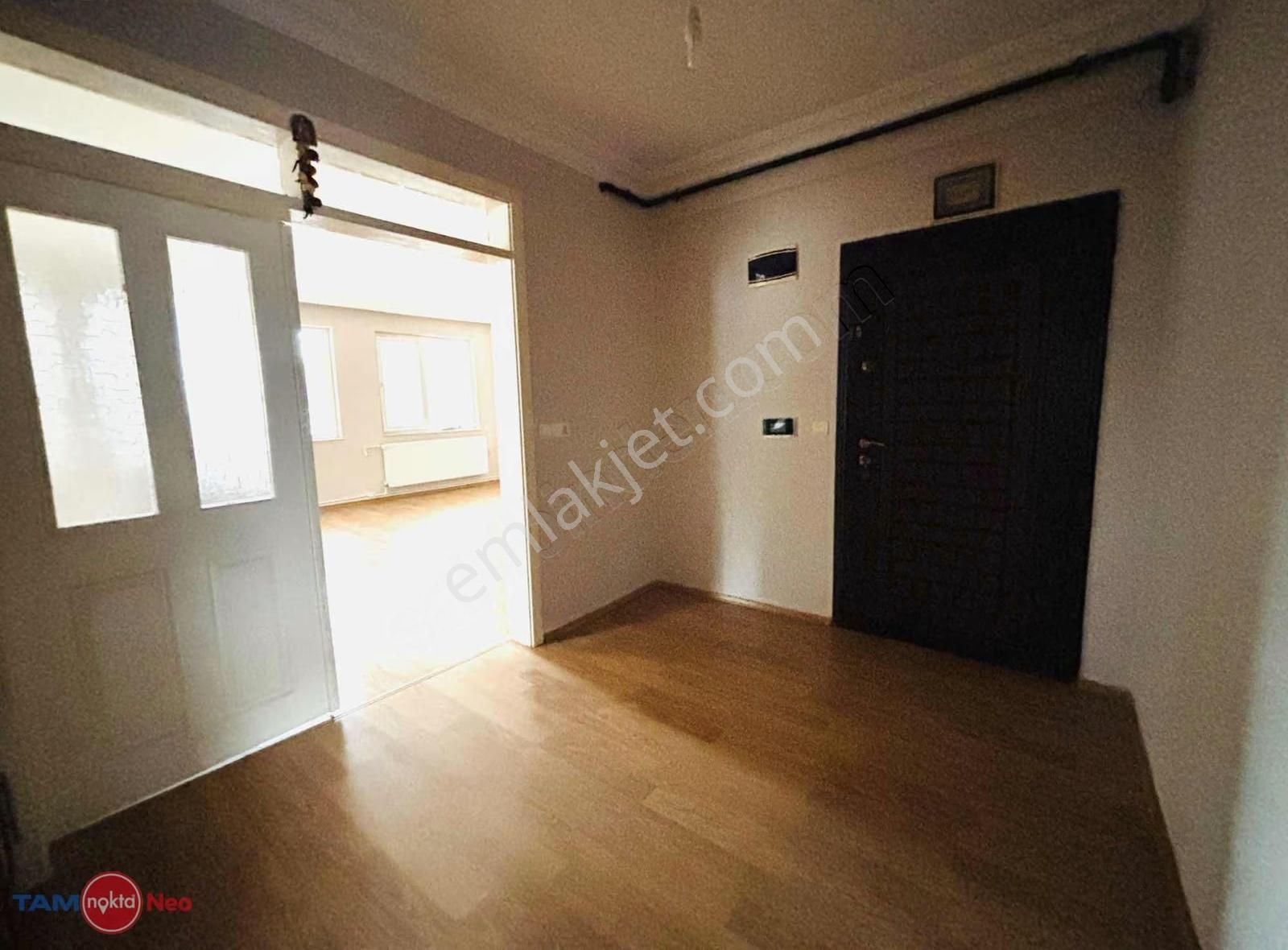 Meydankavağı Mah 12.cad Adım Mesafede Satılık 2+1 Geniş Daire - Görsel 16