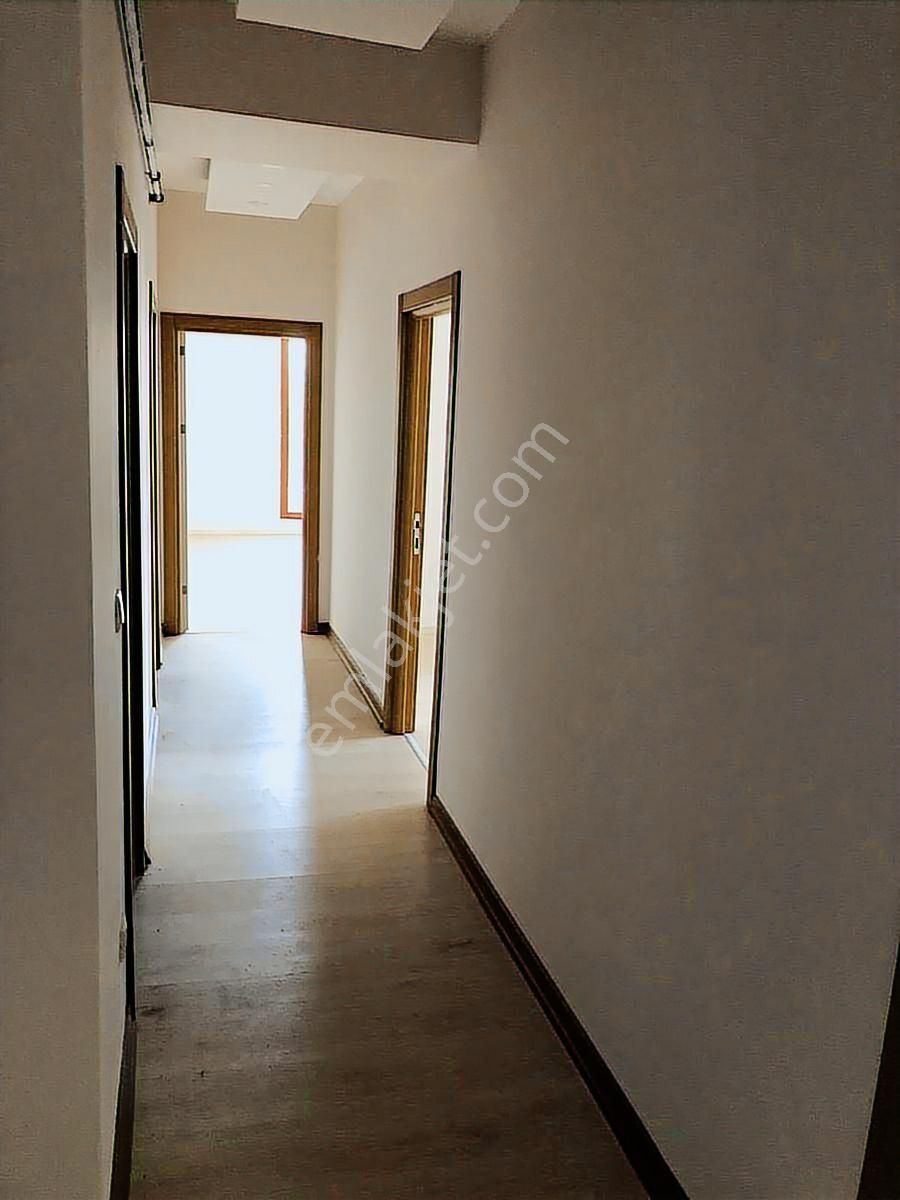 Cadde Cephe Kiralık Kombili 2+1 Daire Markete Pazara Okula Yakın - Görsel 10
