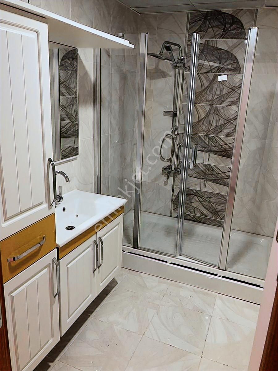 Cadde Cephe Kiralık Kombili 2+1 Daire Markete Pazara Okula Yakın - Görsel 20