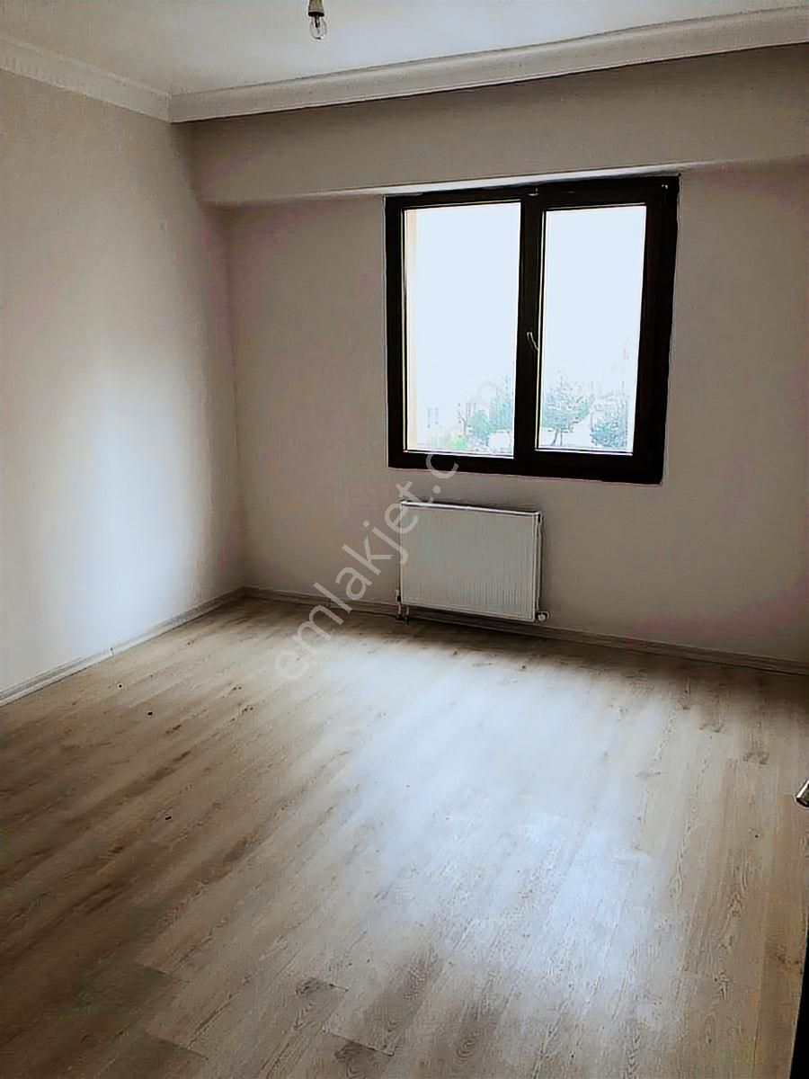Cadde Cephe Kiralık Kombili 2+1 Daire Markete Pazara Okula Yakın - Görsel 21