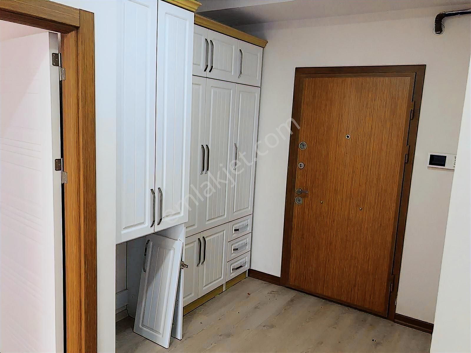 Cadde Cephe Kiralık Kombili 2+1 Daire Markete Pazara Okula Yakın - Görsel 16