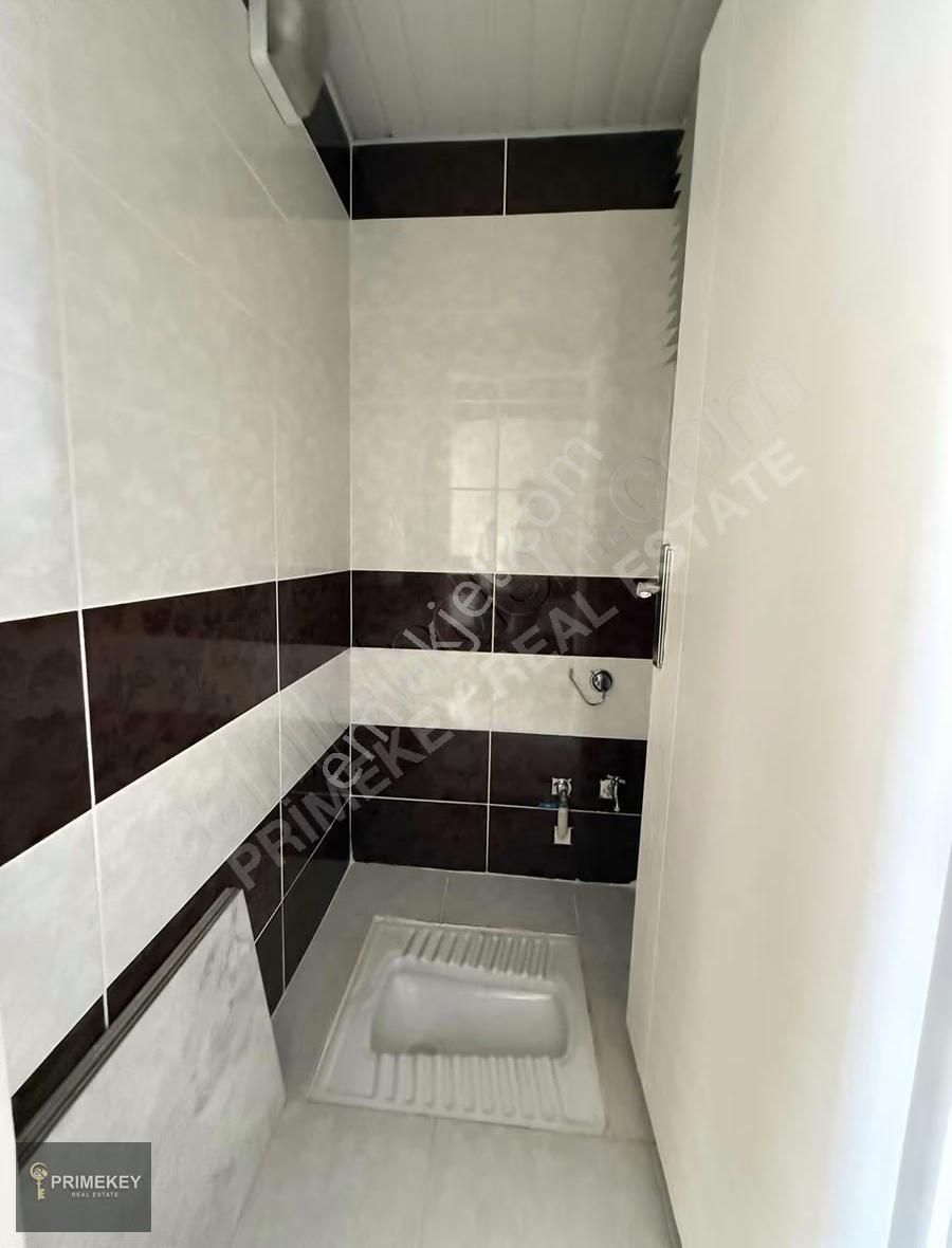 Sütçüler Mah 3+1 3.kat Üstü Çatılı Tramvayın Dibinde Satılık. - Görsel 2