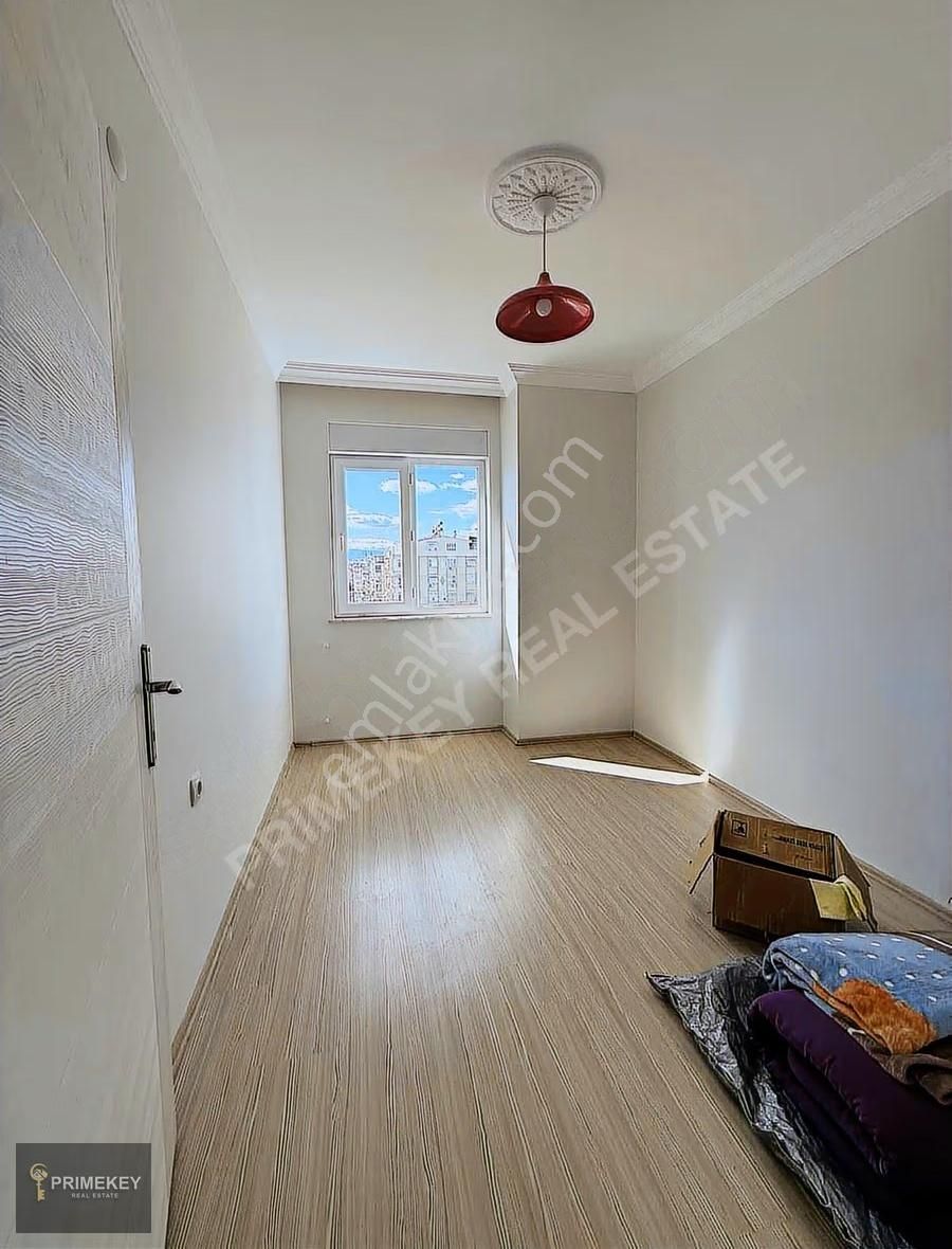 Sütçüler Mah 3+1 3.kat Üstü Çatılı Tramvayın Dibinde Satılık. - Görsel 8