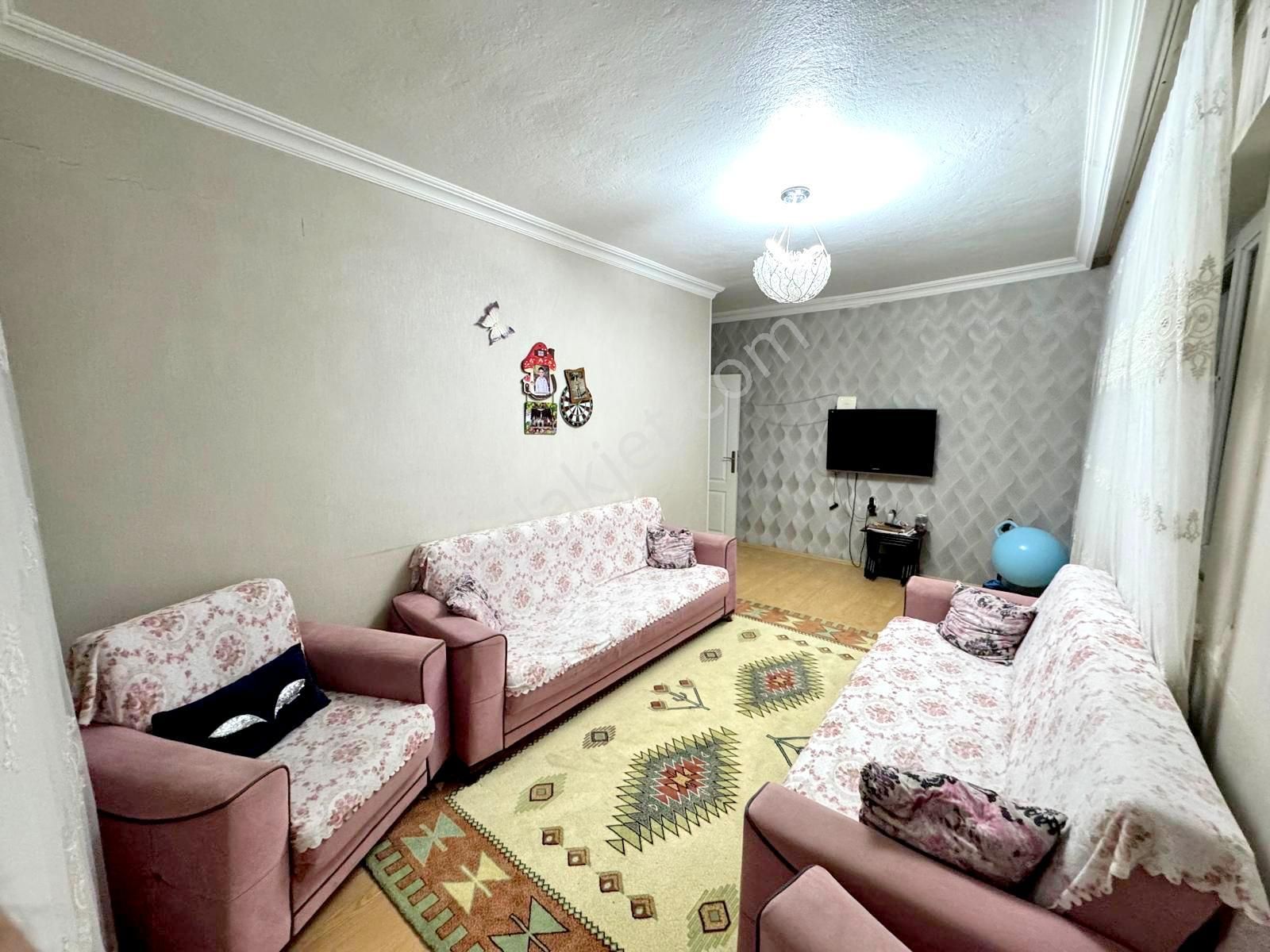 Emre Emlaktan Topçu Mahallesinde İstasyon Caddesi Yakını Satılık 3+1 Daire - Görsel 6