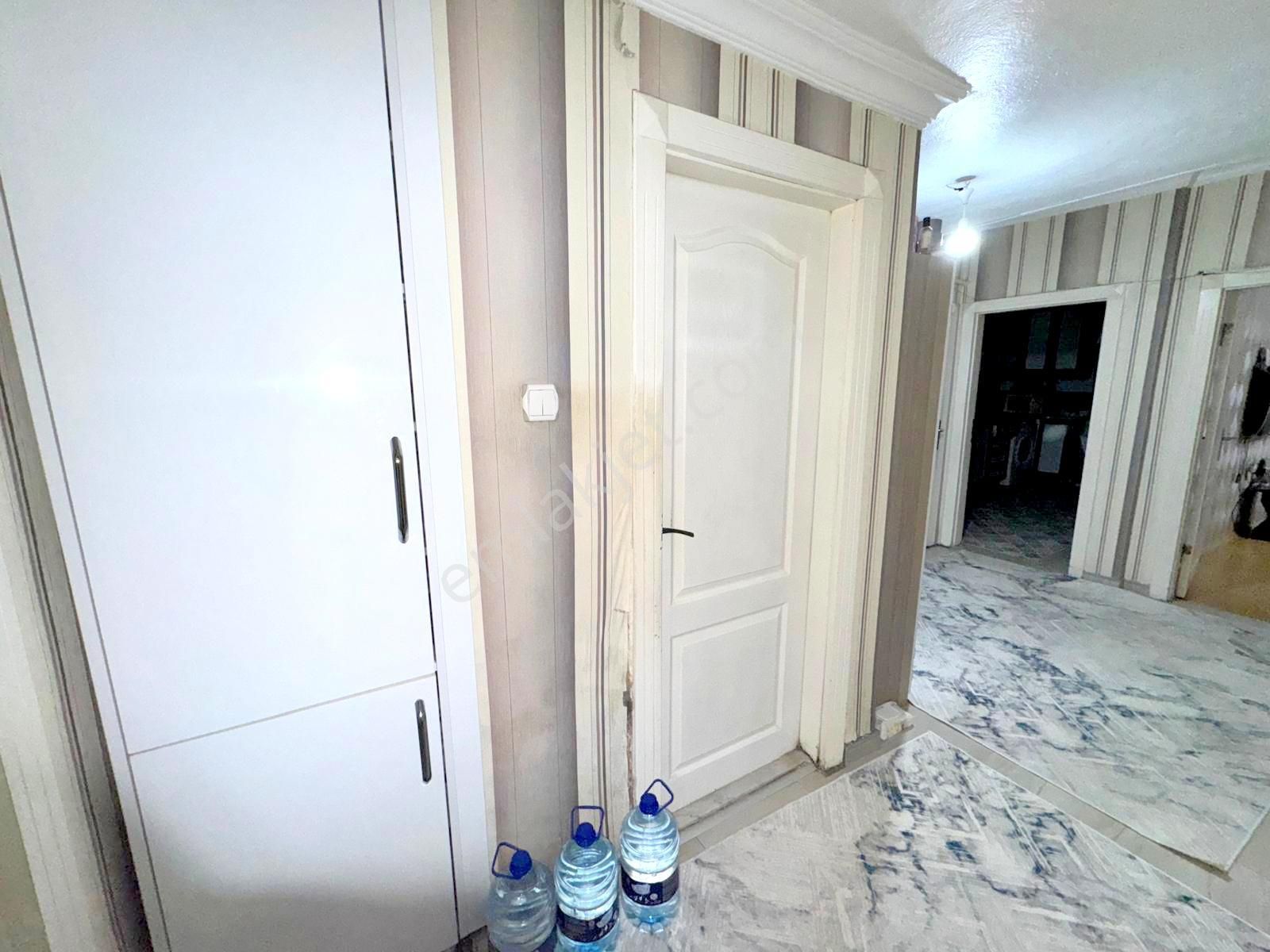 Emre Emlaktan Topçu Mahallesinde İstasyon Caddesi Yakını Satılık 3+1 Daire - Görsel 14