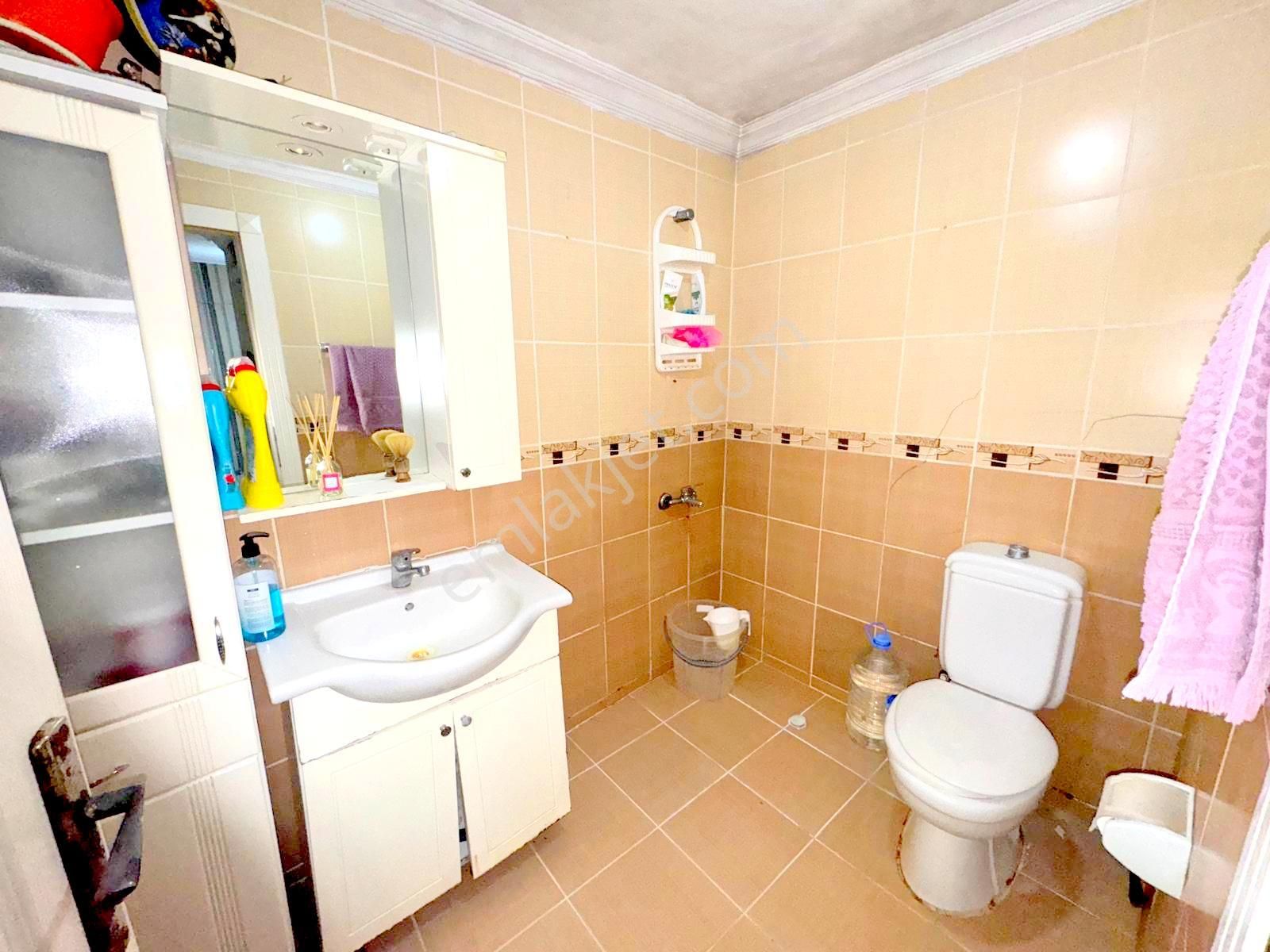 Emre Emlaktan Topçu Mahallesinde İstasyon Caddesi Yakını Satılık 3+1 Daire - Görsel 12