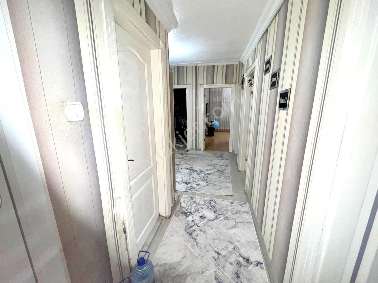 Emre Emlaktan Topçu Mahallesinde İstasyon Caddesi Yakını Satılık 3+1 Daire - Görsel 13