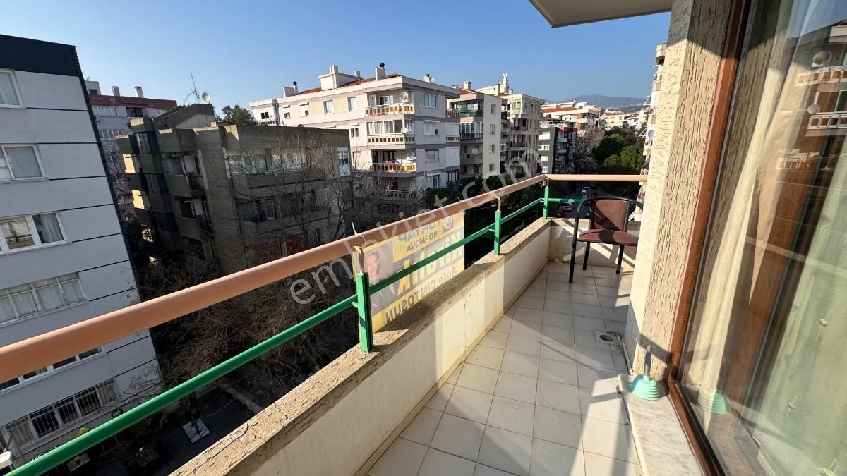 Bornova Canım Öğretmenim Parkı Yanı Kiralık 2+1 Eşyalı Daire - Görsel 13