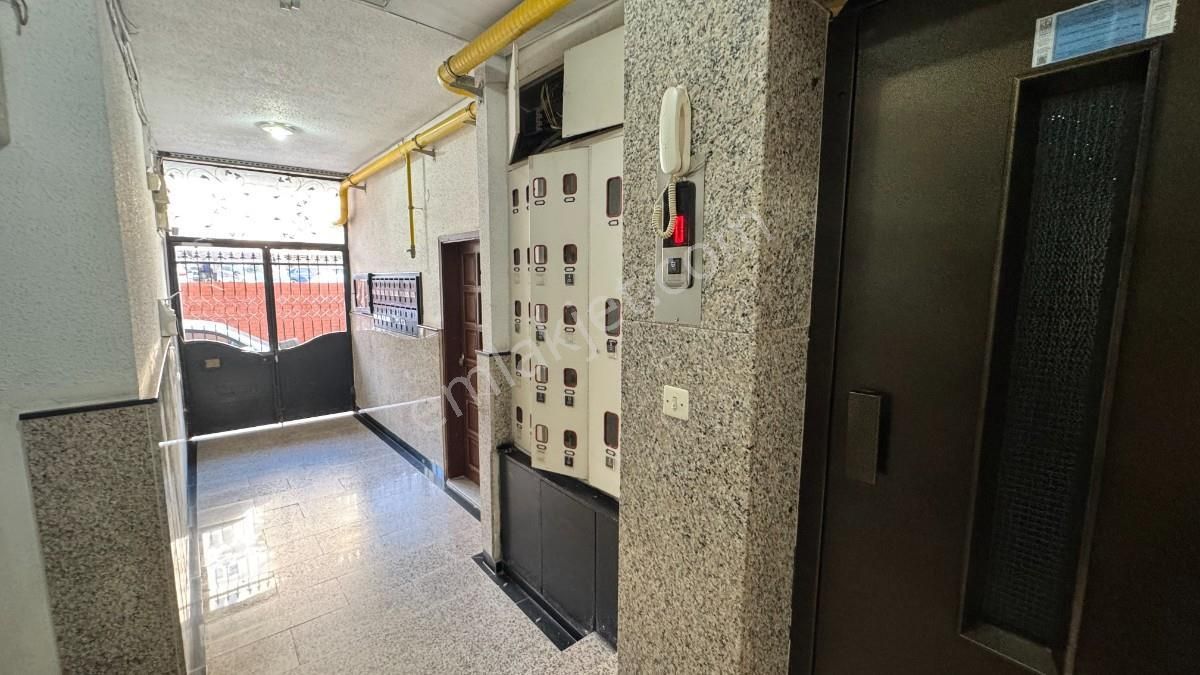 Bornova Canım Öğretmenim Parkı Yanı Kiralık 2+1 Eşyalı Daire - Görsel 5