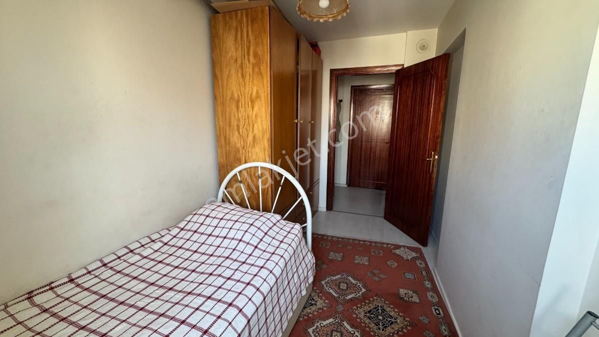Bornova Canım Öğretmenim Parkı Yanı Kiralık 2+1 Eşyalı Daire - Görsel 21