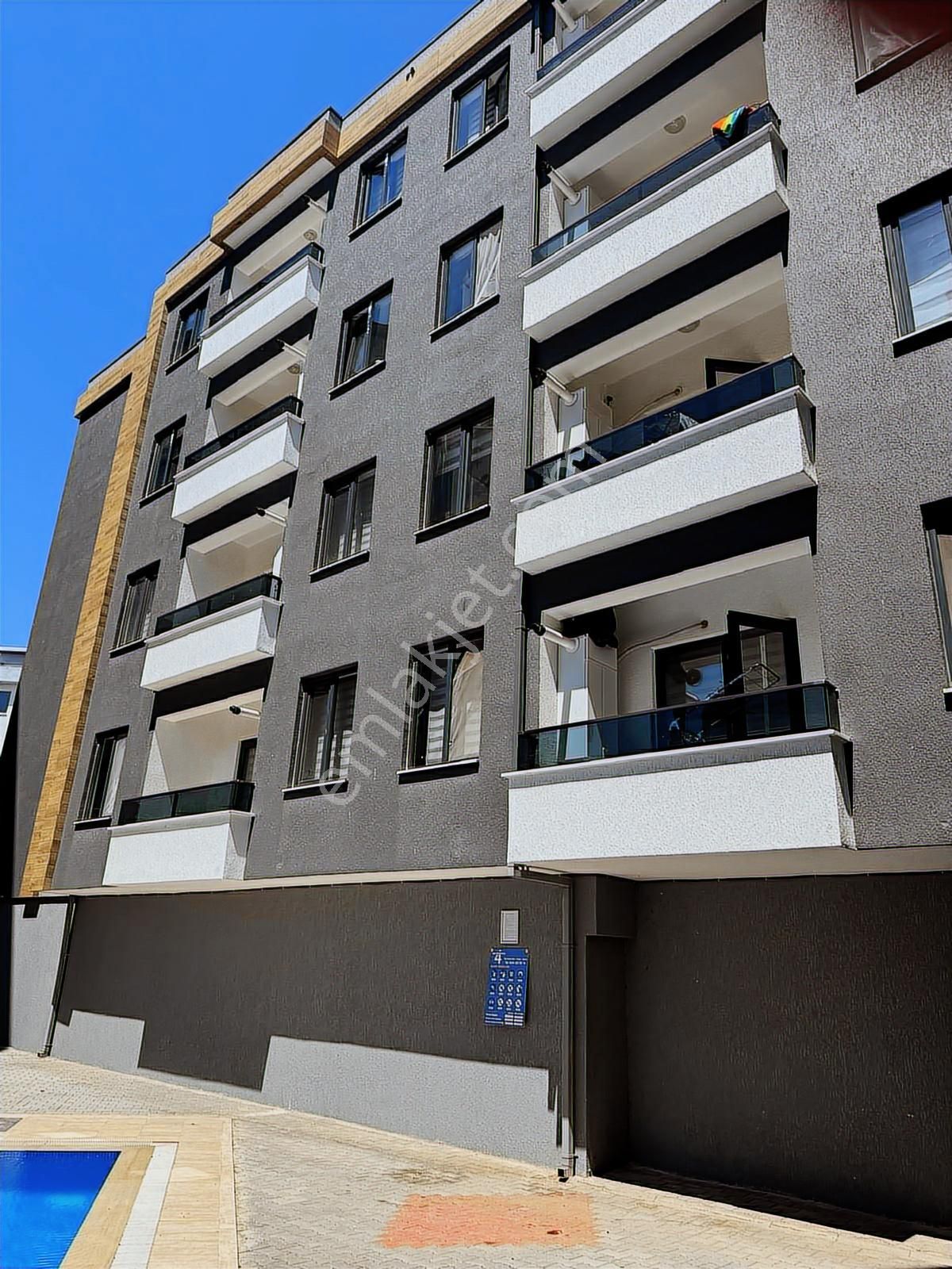 Görüklede Havuzlu Sitede 2+1 Full Eşyalı Klimalı Kiralık Daire - Görsel 30