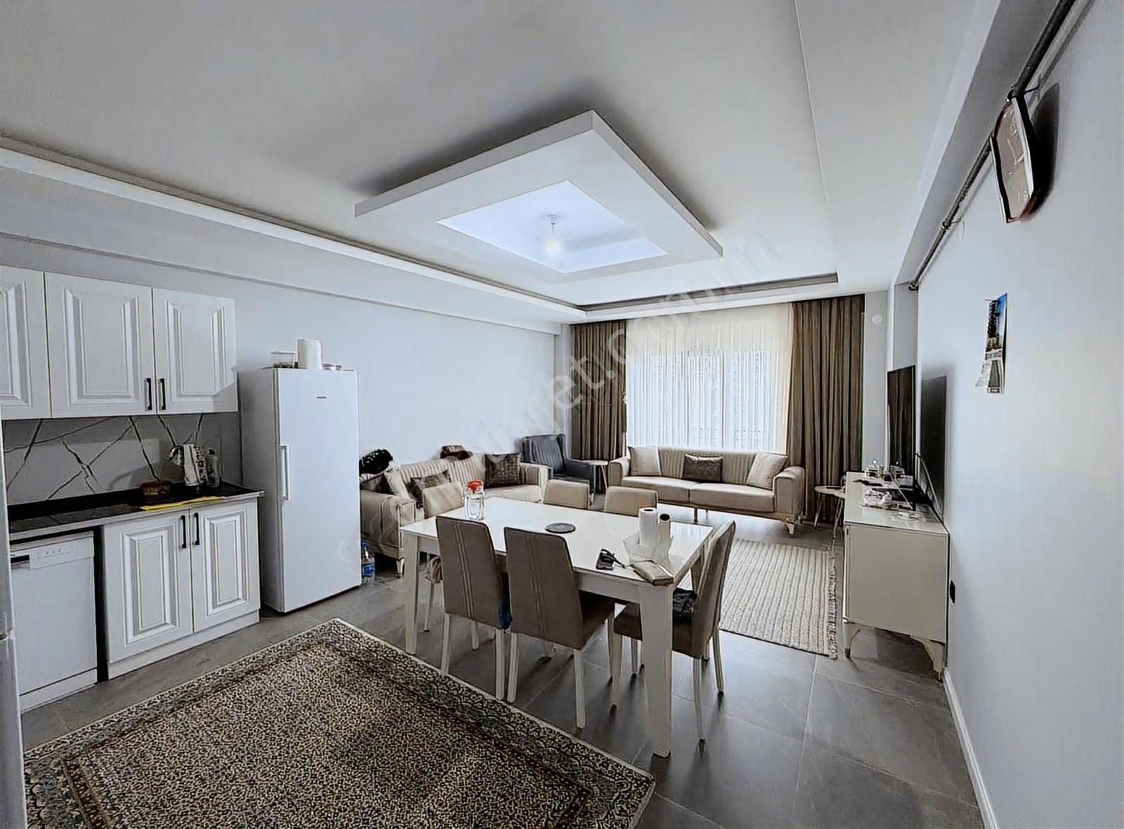 Satılık 2+1 Atakum Gökdelenler'de Site İçinde Deniz Manzaralı - Görsel 2