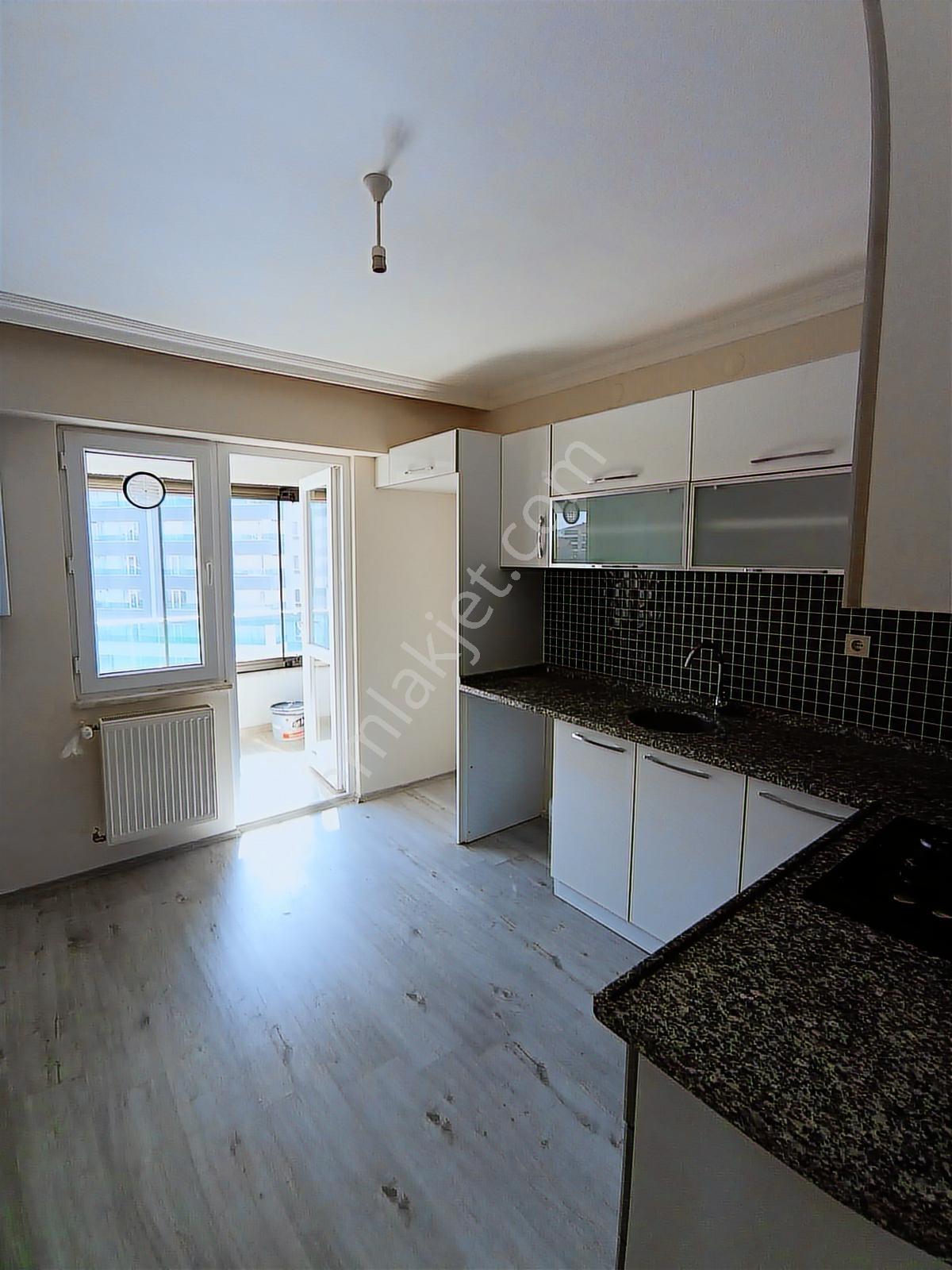 Bizim Emlaktan Kiba Meridyen Sitesinde Ara Kat 3+1 Kiralık Daire - Görsel 8
